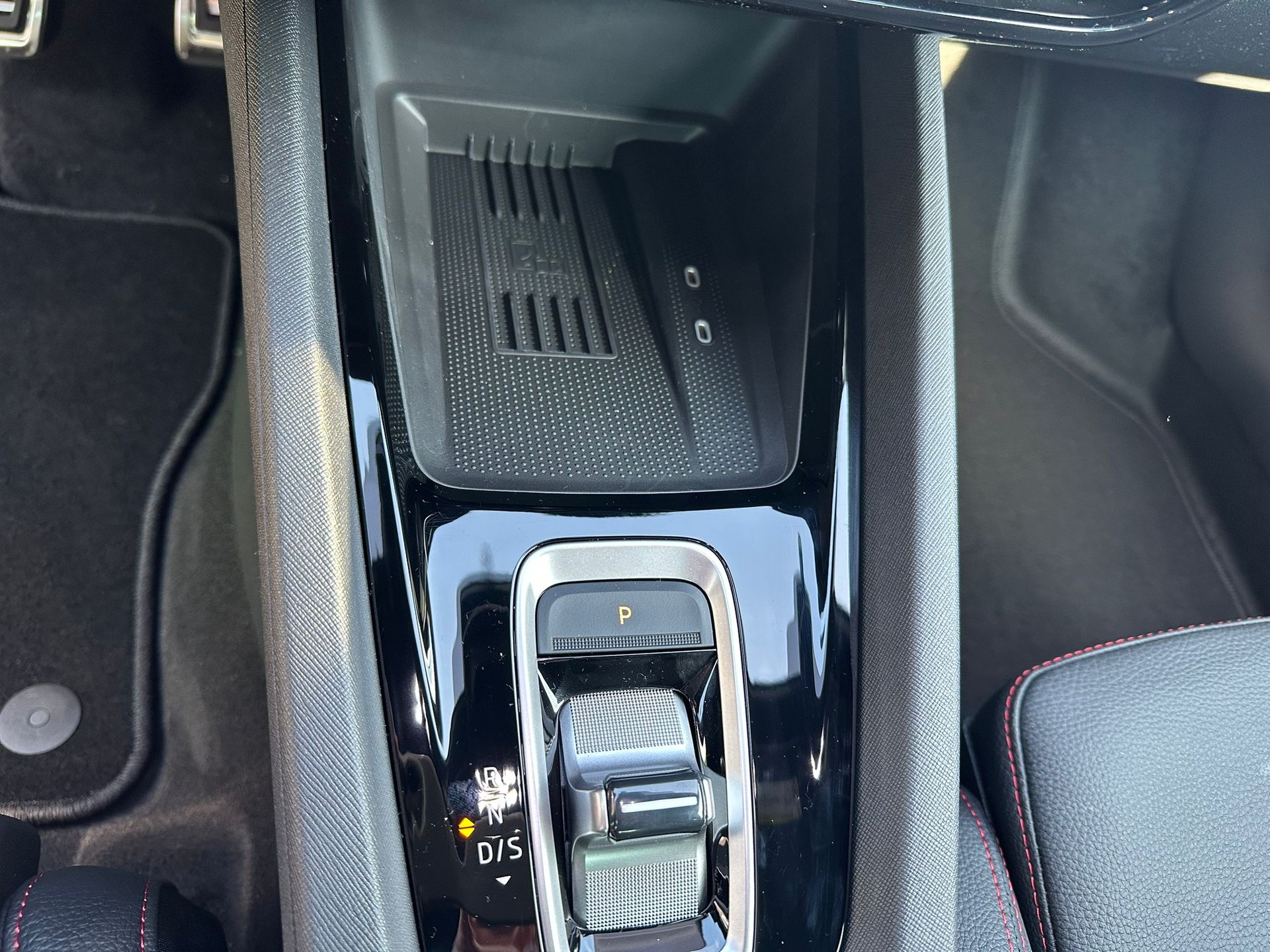 SKODA Octavia 2.0TSI RS Limousine-image-19