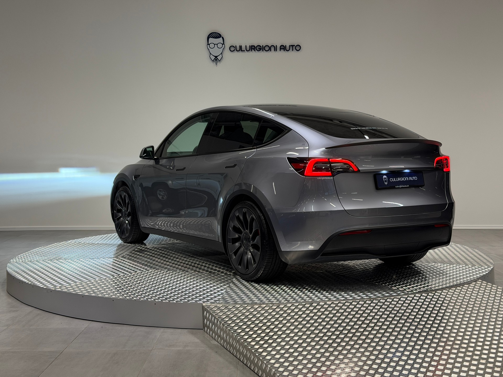 TESLA Model Y Performance-image-6