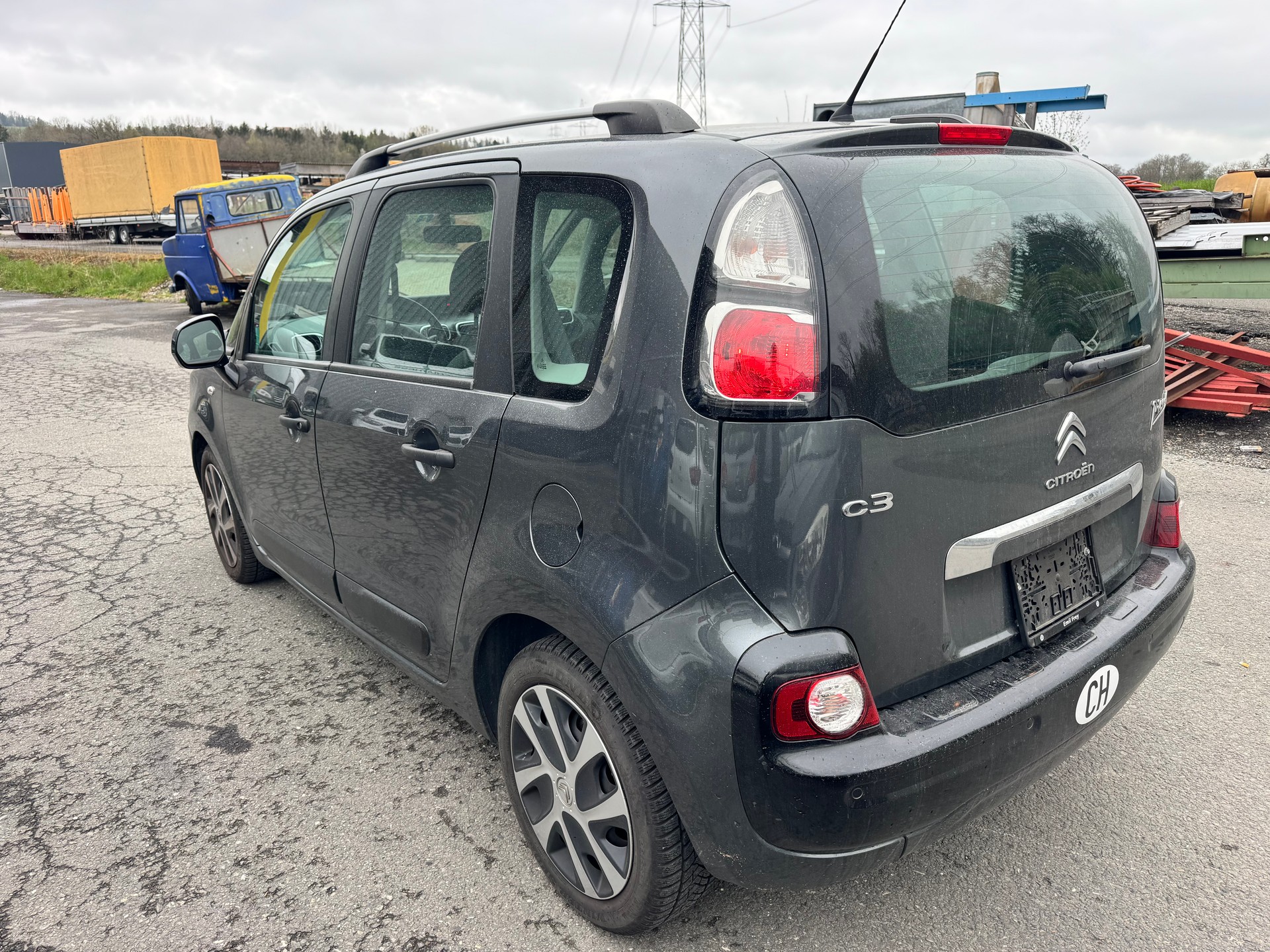 CITROEN C3 Picasso 1.6i 16V Séduction-image-2