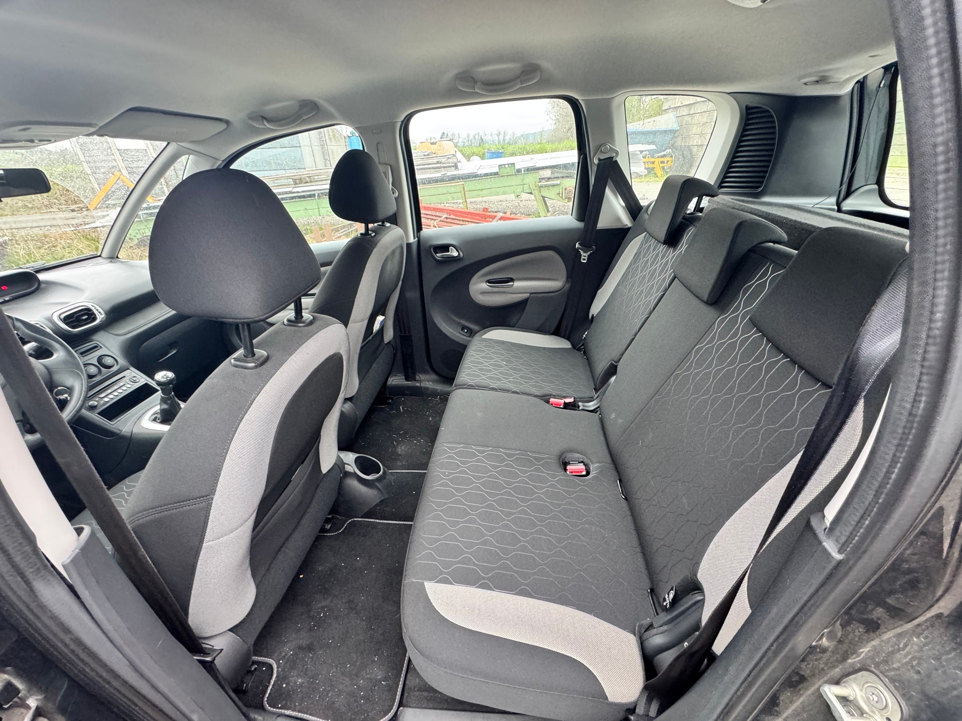 CITROEN C3 Picasso 1.6i 16V Séduction-image-9