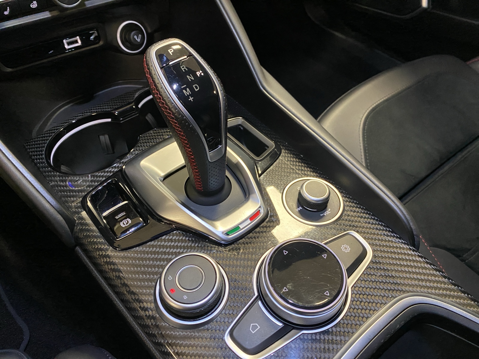 ALFA ROMEO Giulia 2.0 MA 280 AT Q4 Ve-image-15