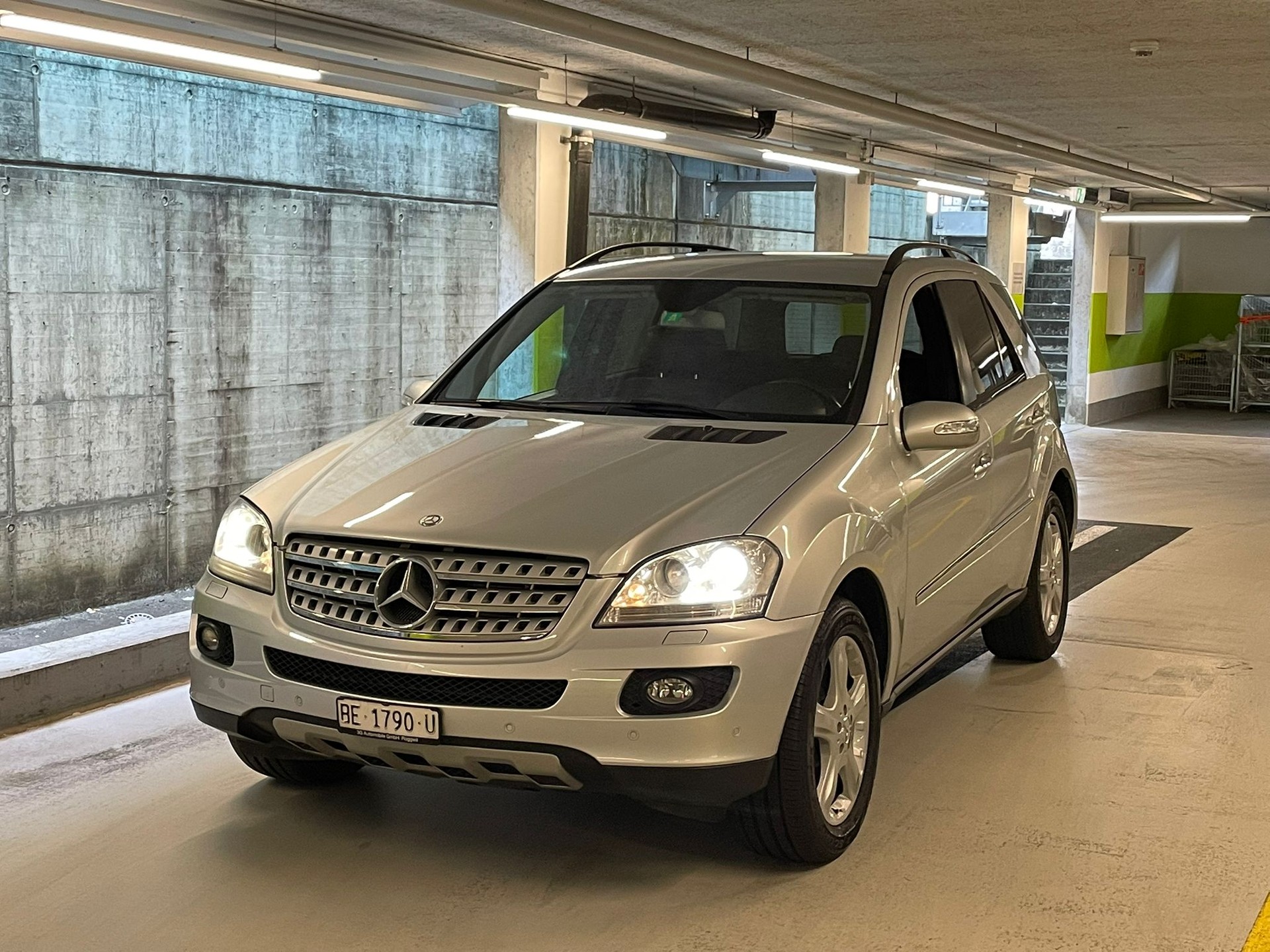 MERCEDES-BENZ ML 420 CDI 4Matic 7G-Tronic-showroom-element-2