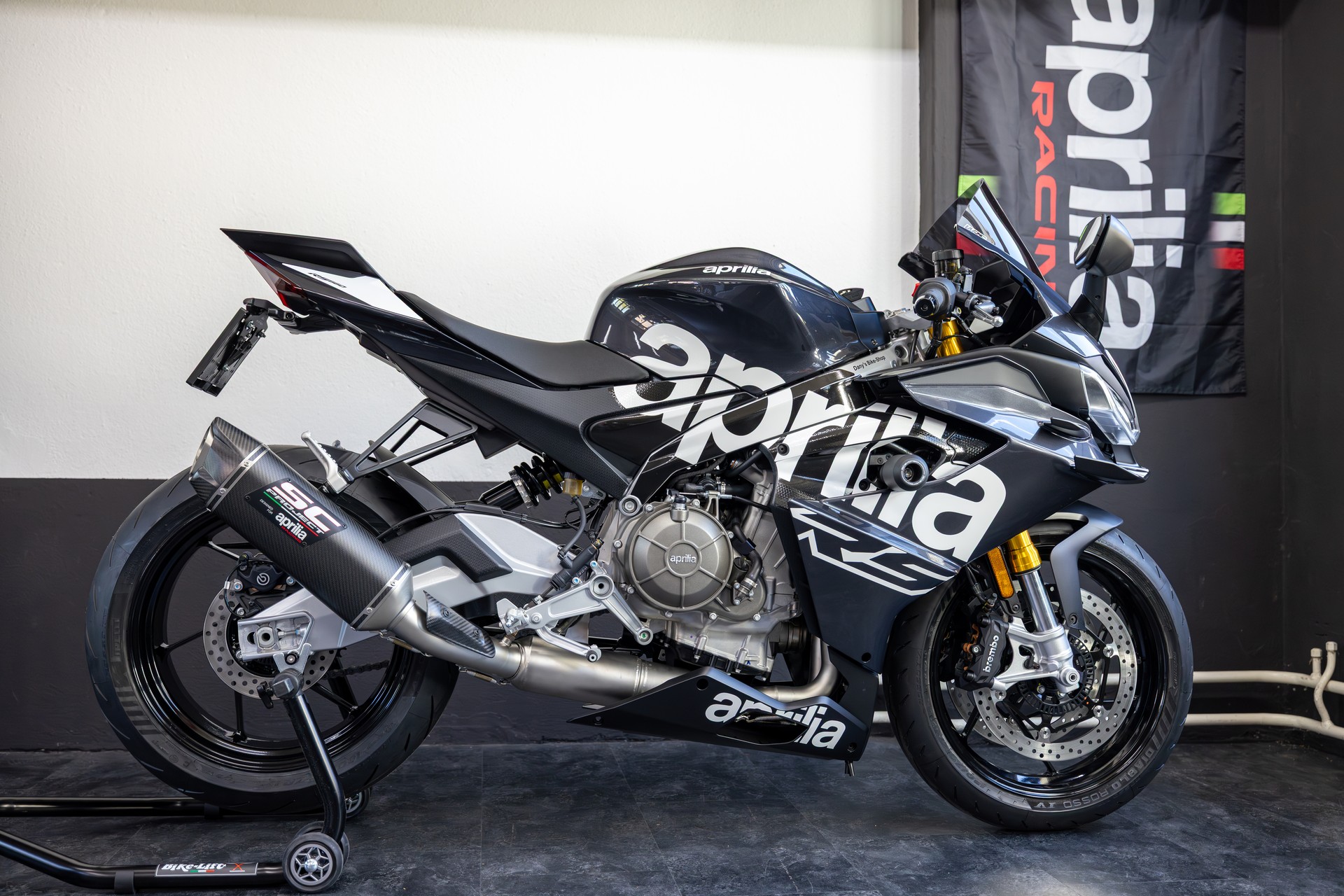 APRILIA RS 660 white contrast extended E5+ (105ps)-image-10