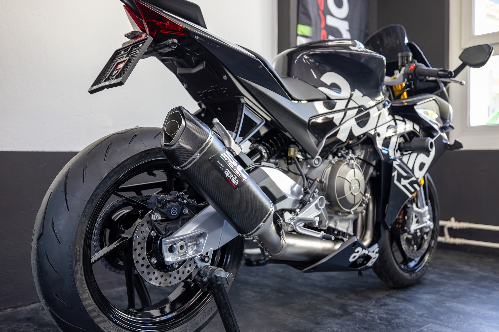 APRILIA RS 660 white contrast extended E5+ (105ps)-image-11