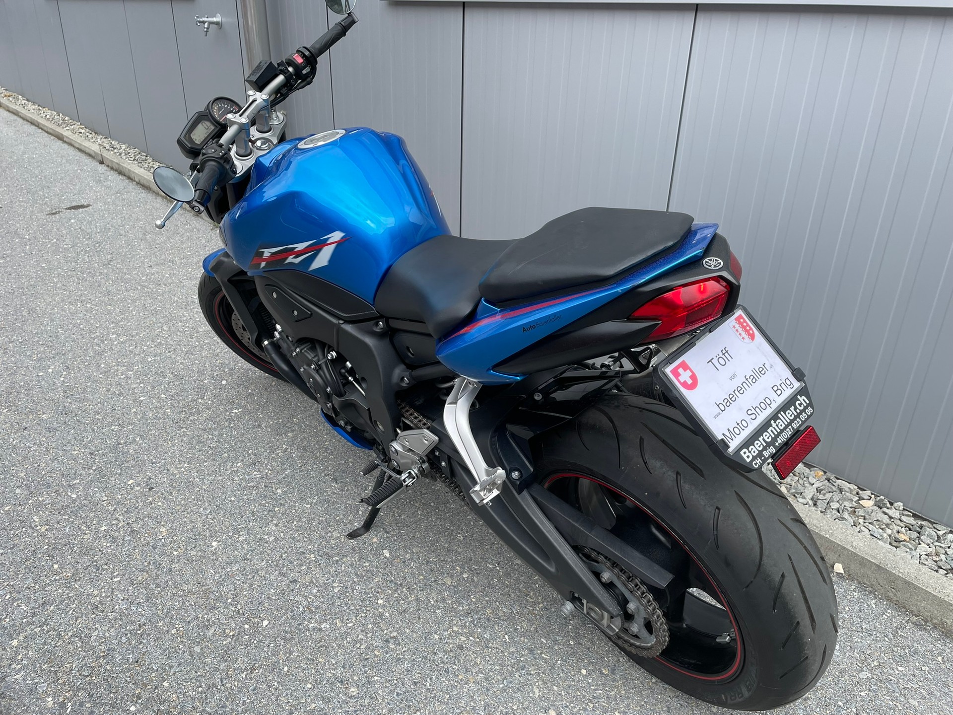 YAMAHA FZ1 N Power blue-image-4