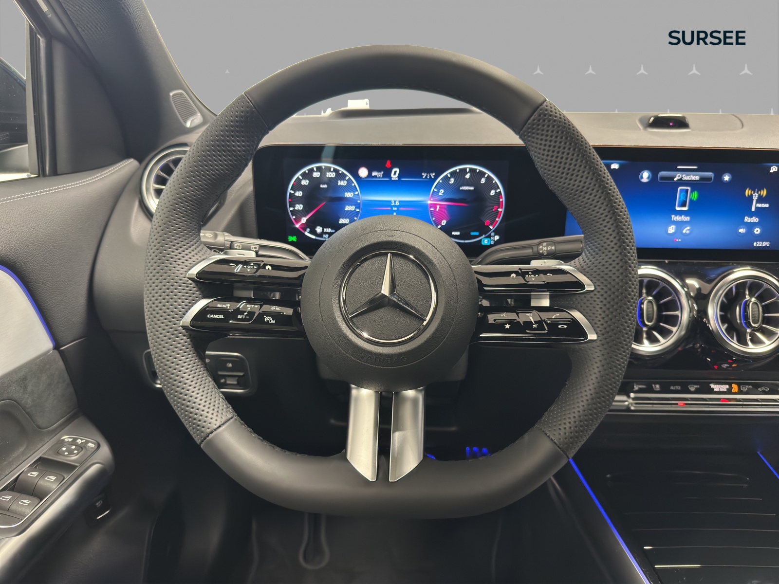 MERCEDES-BENZ GLA 200 Night Star 7G-DCT-image-9