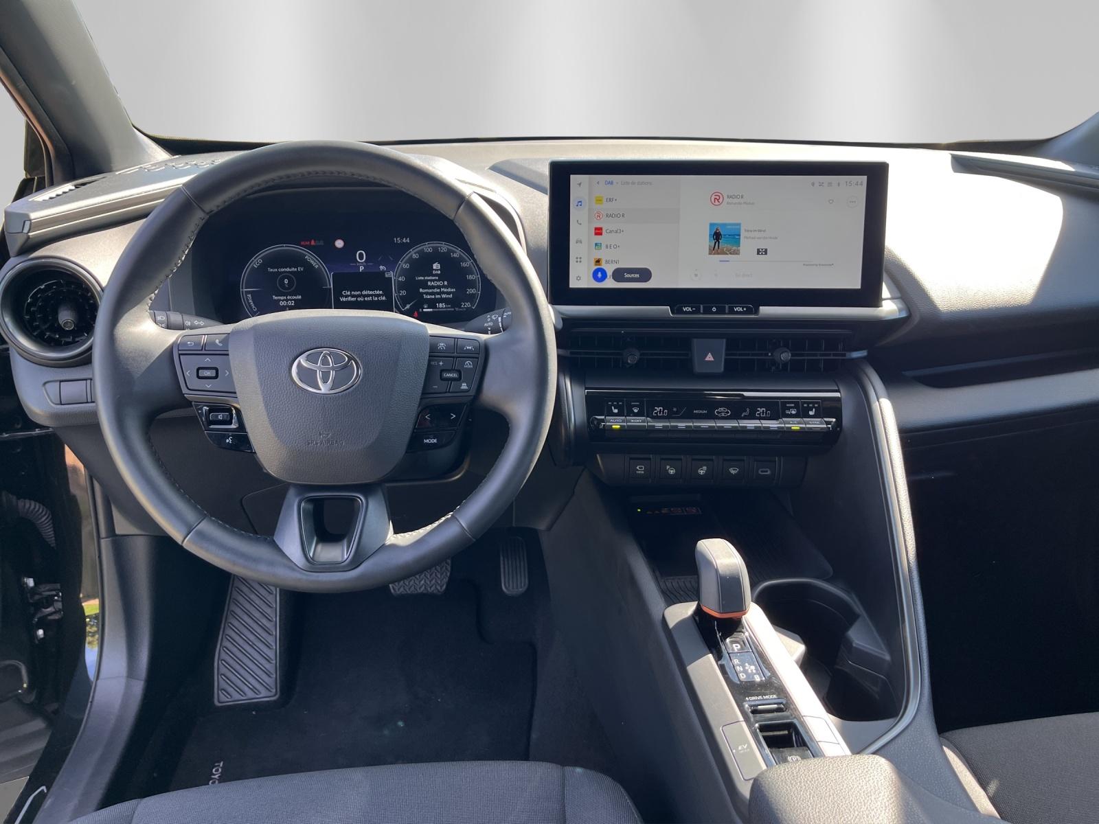 TOYOTA C-HR 2.0 HEV Trend 4x4-image-10