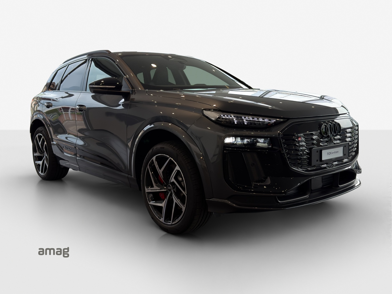 AUDI SQ6 e-tron quattro-image-5