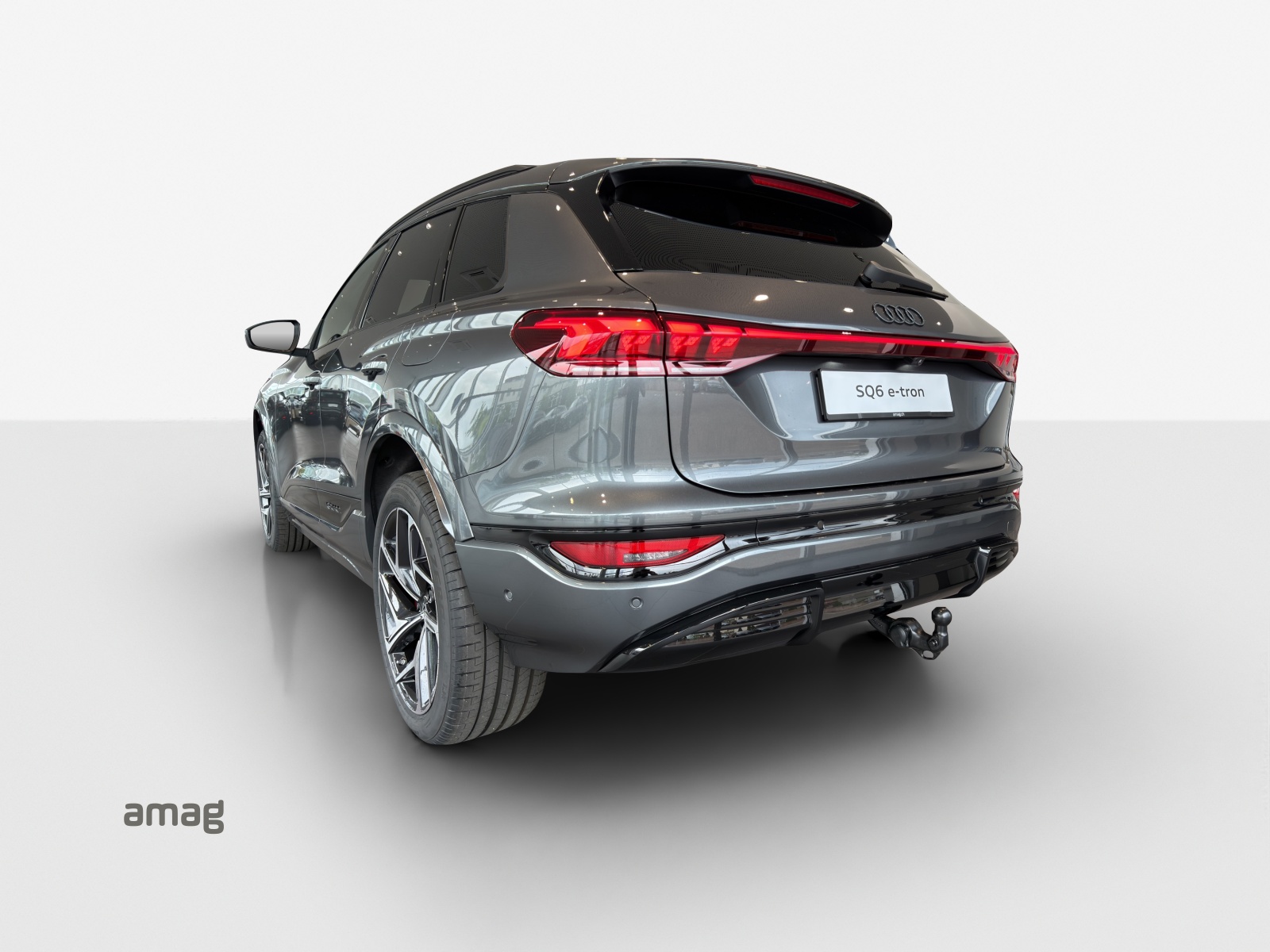 AUDI SQ6 e-tron quattro-image-13