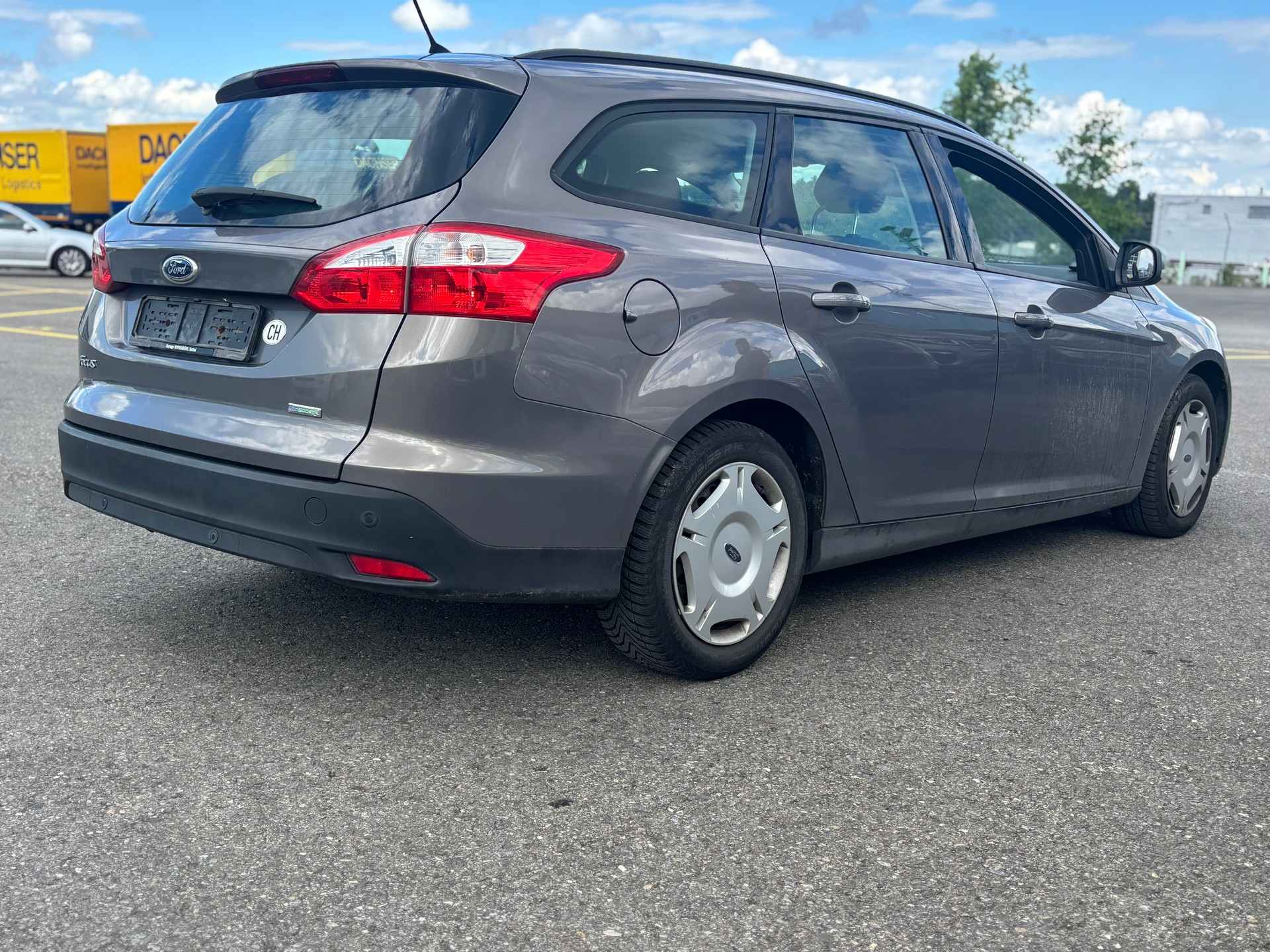 FORD Focus 1.0 SCTi Titanium-showroom-element-3
