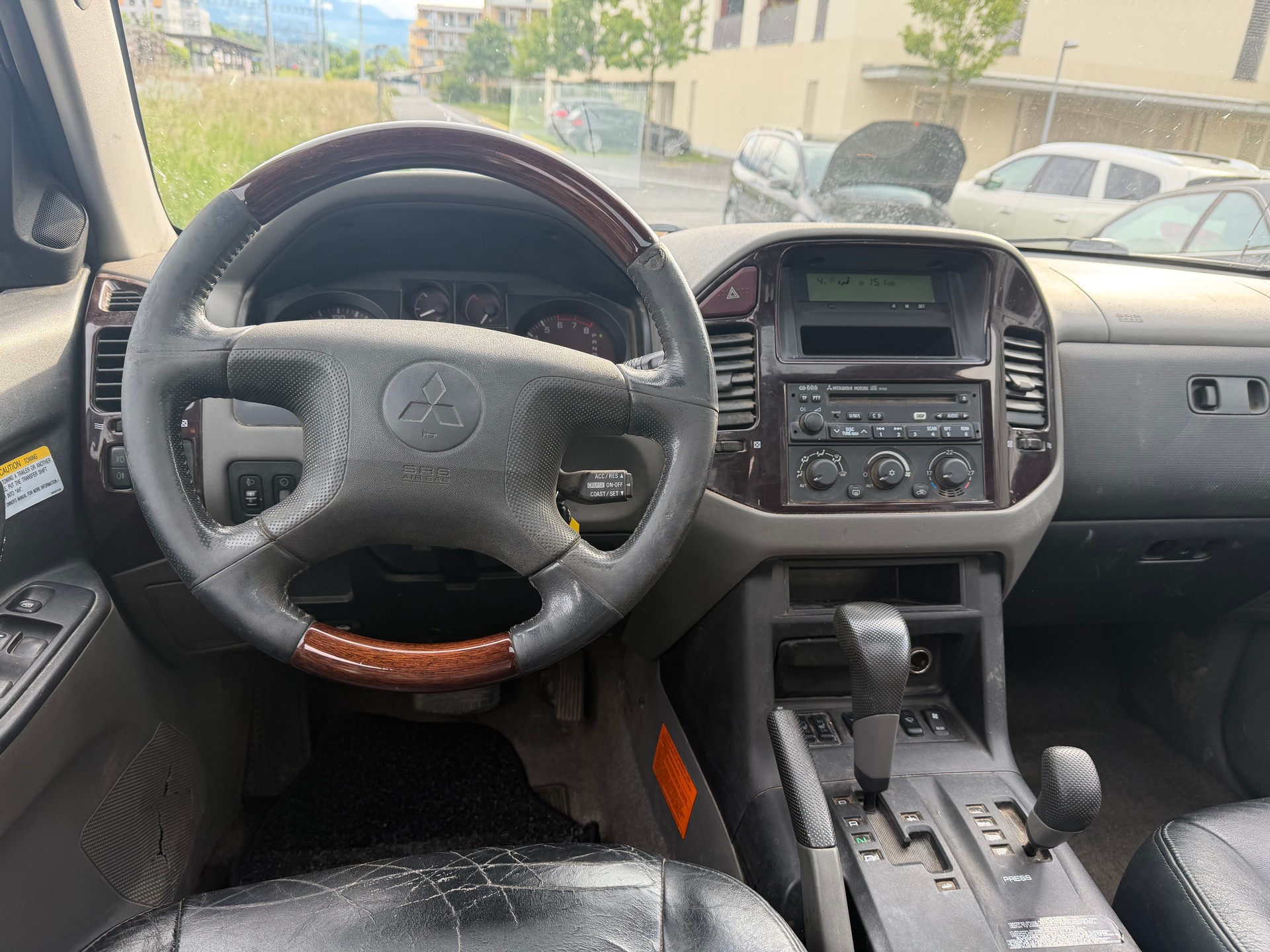 MITSUBISHI Pajero 3.5 Premium (Edition)-image-7