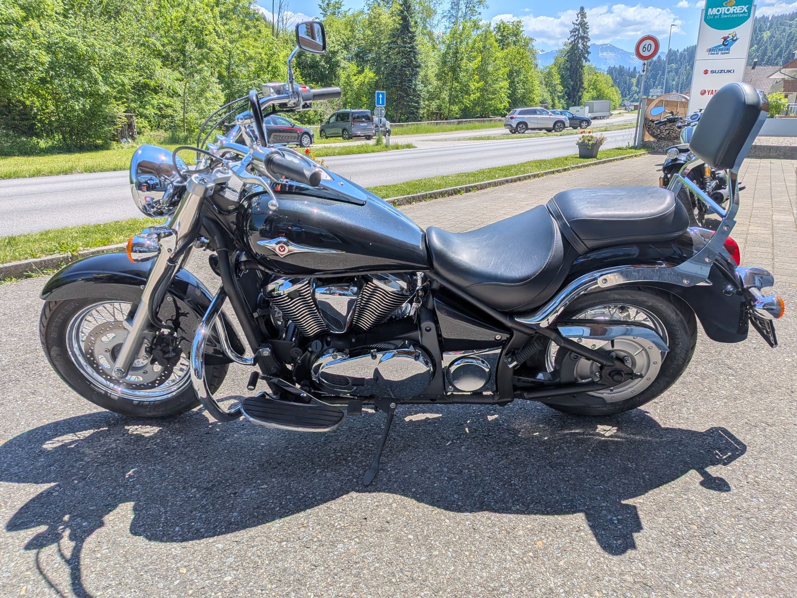 KAWASAKI VN 900 Classic-image-3
