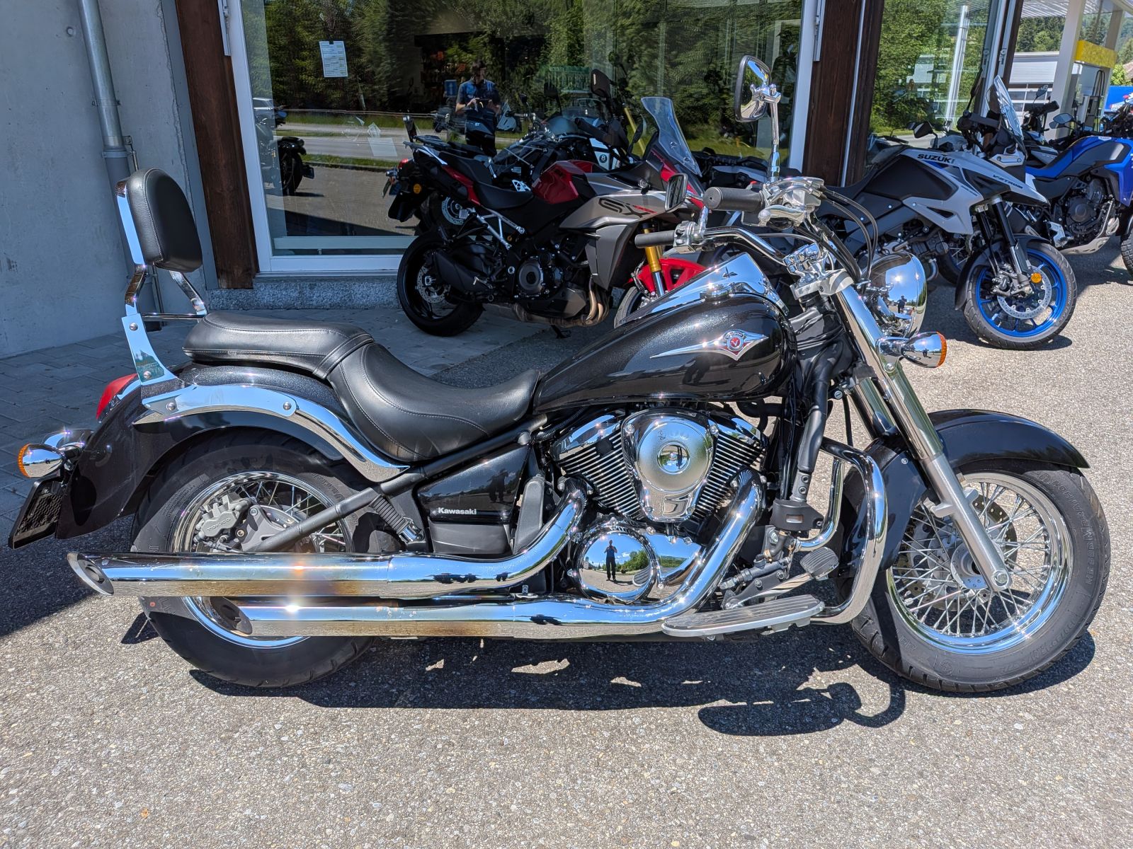 KAWASAKI VN 900 Classic-image-6