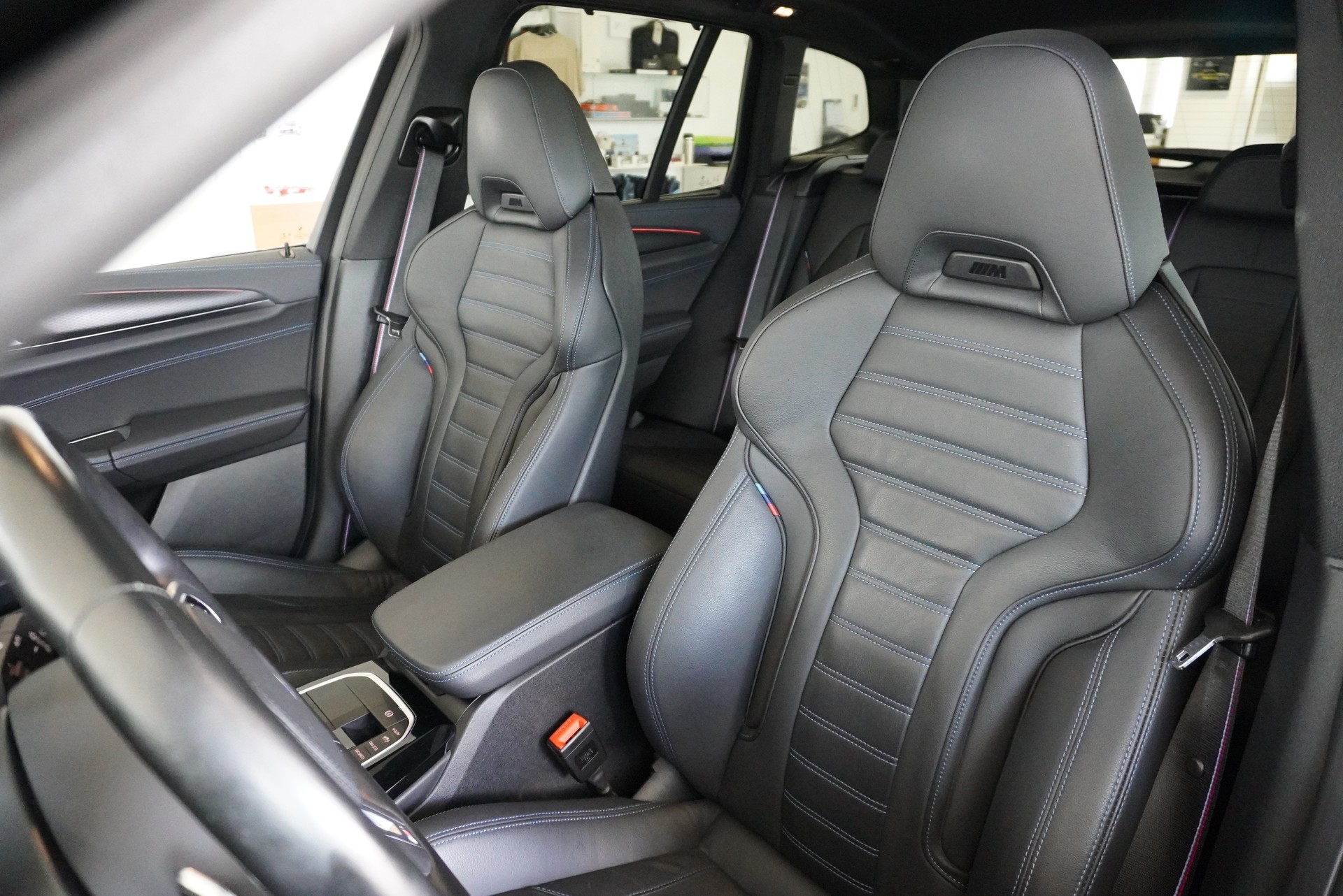 BMW X3 M40i-image-13