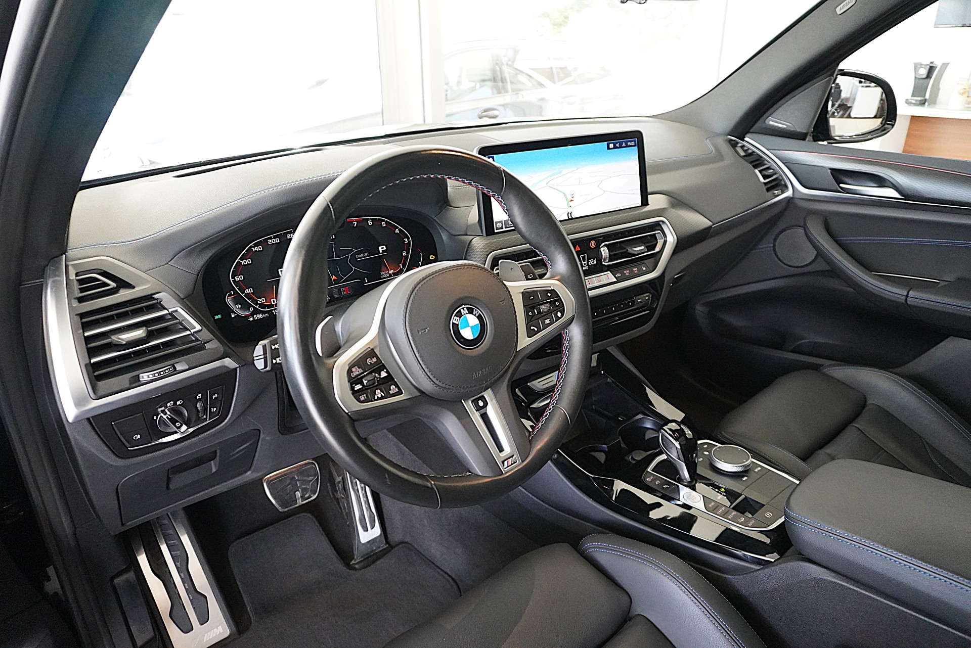 BMW X3 M40i-image-12