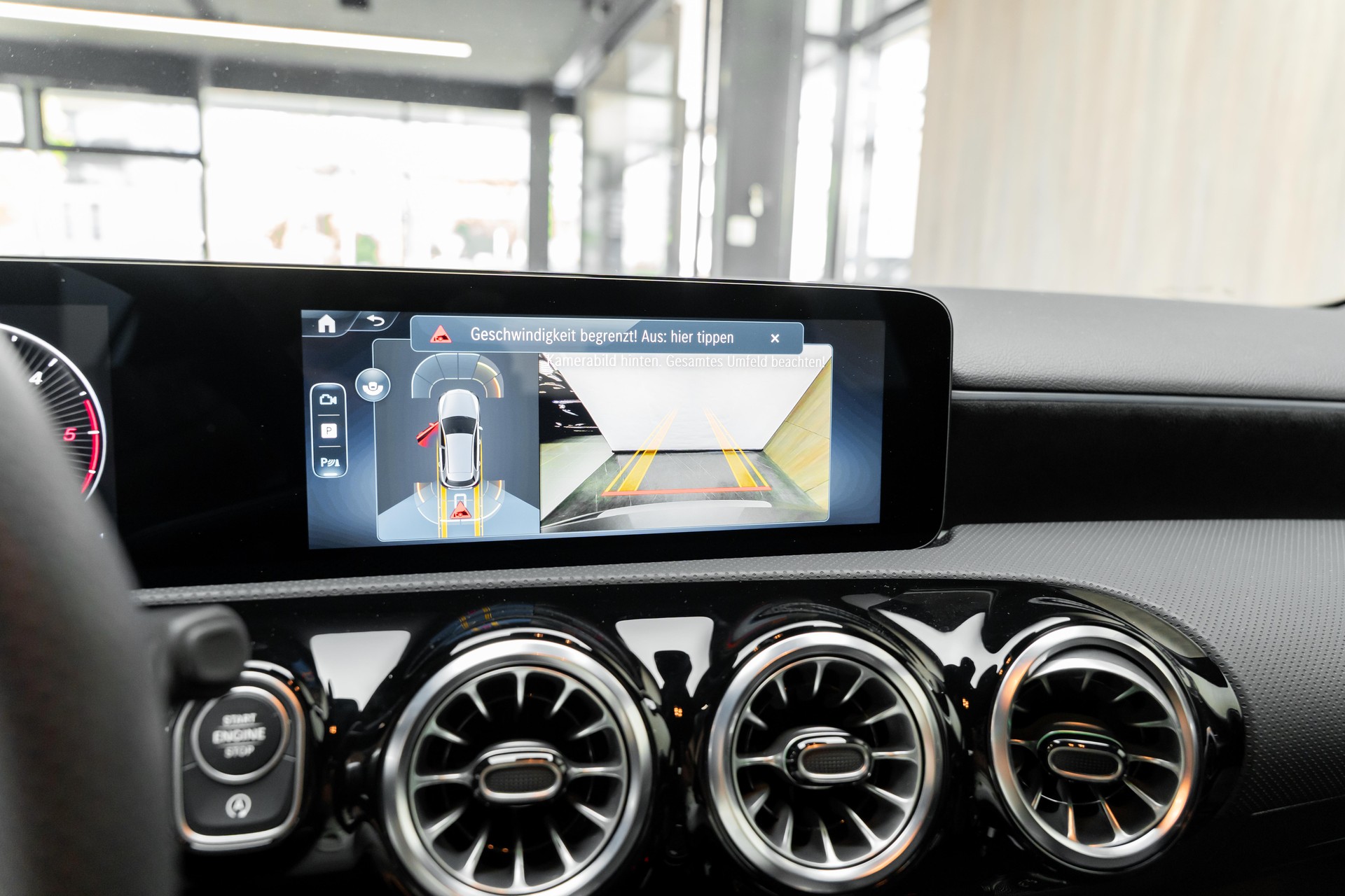 MERCEDES-BENZ A 220 d 8G-DCT-image-9