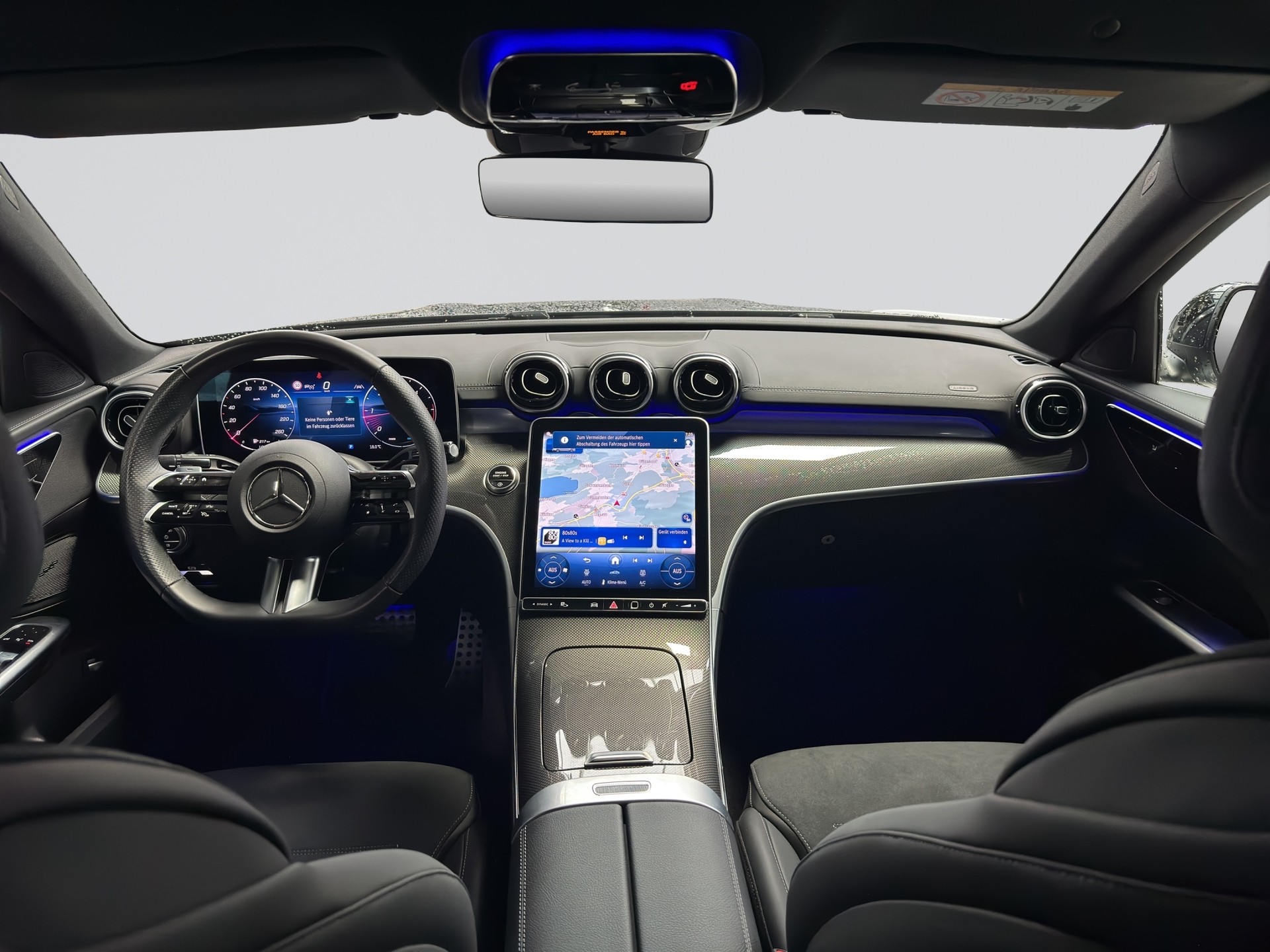 MERCEDES-BENZ C 300 d AMG Line-image-12