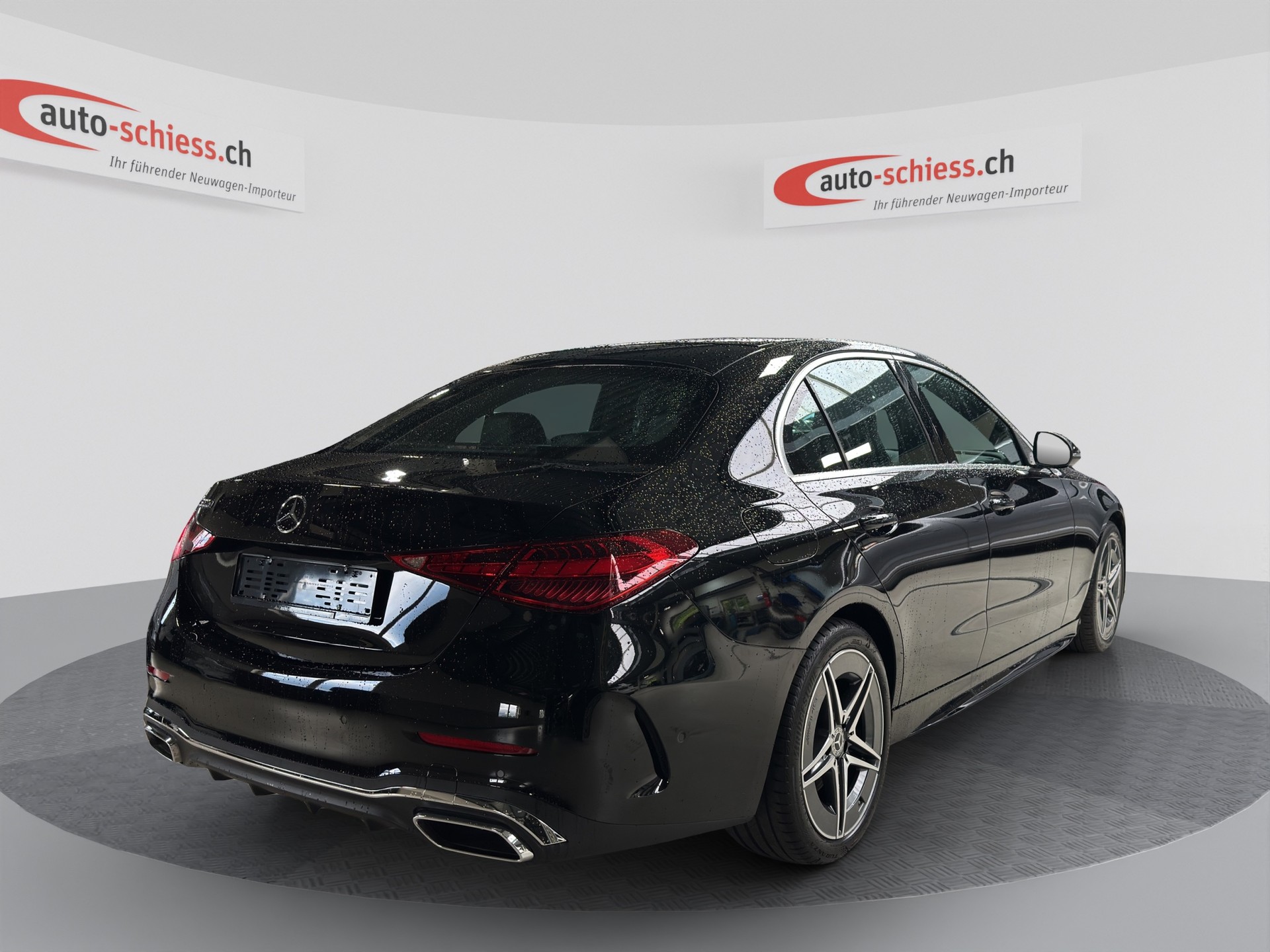 MERCEDES-BENZ C 300 d AMG Line-image-4