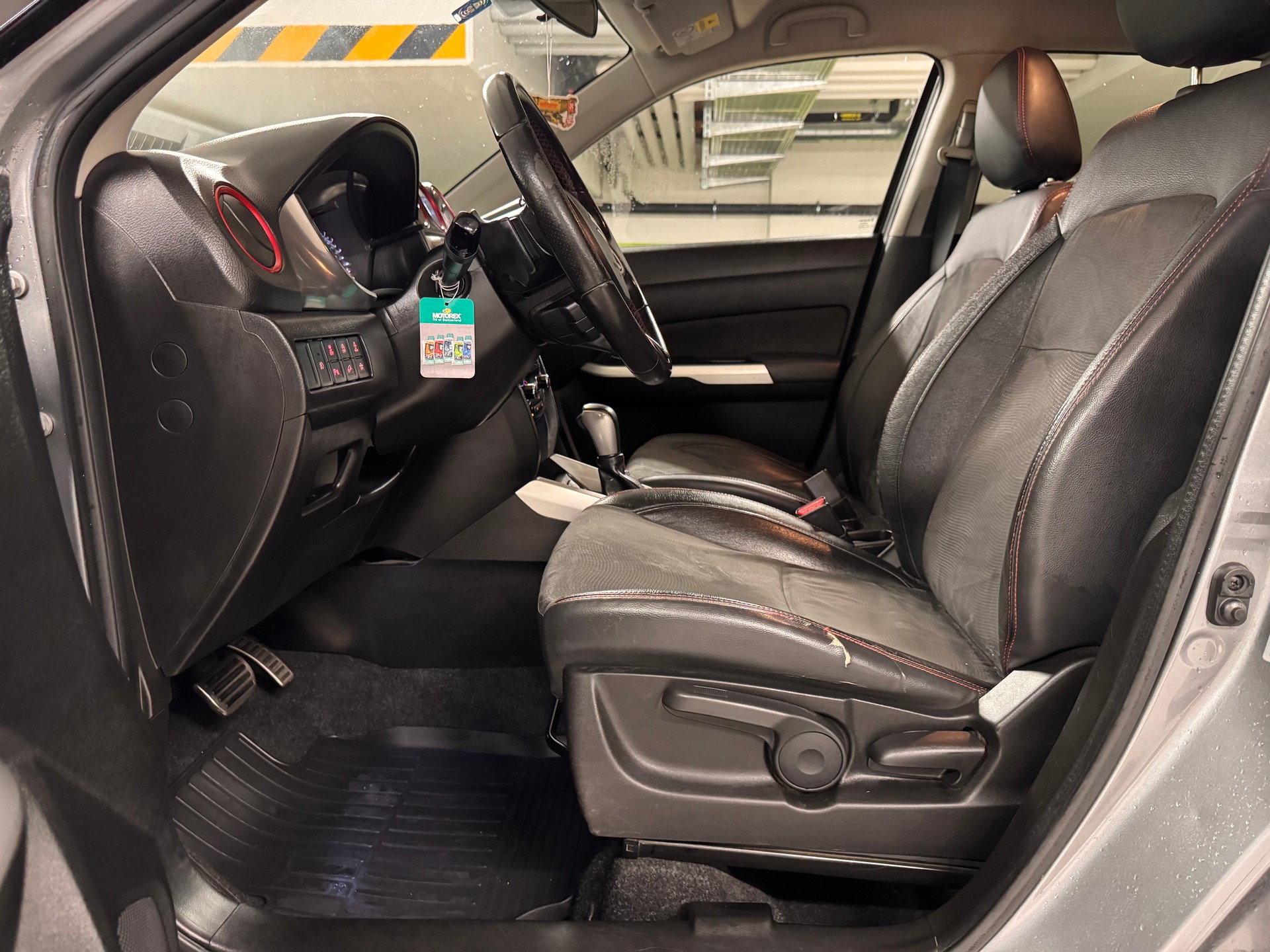 SUZUKI Vitara 1.4 Boosterjet Compact Top Automatic-image-13