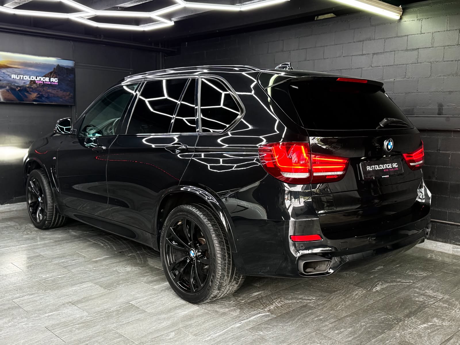 BMW X5 xDrive 40d Steptronic M-Sport *7 Plätzer*-image-4
