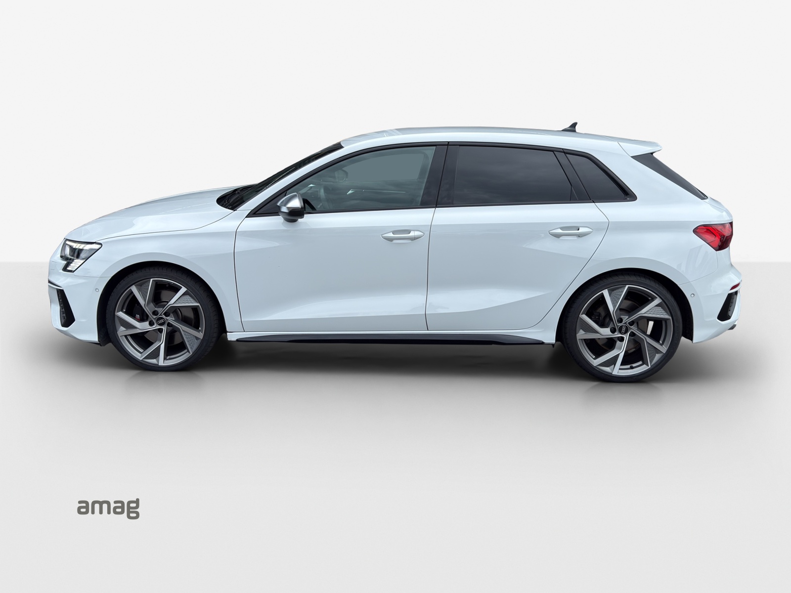 AUDI S3 Sportback 2.0 TFSI quattro S-tronic-image-1