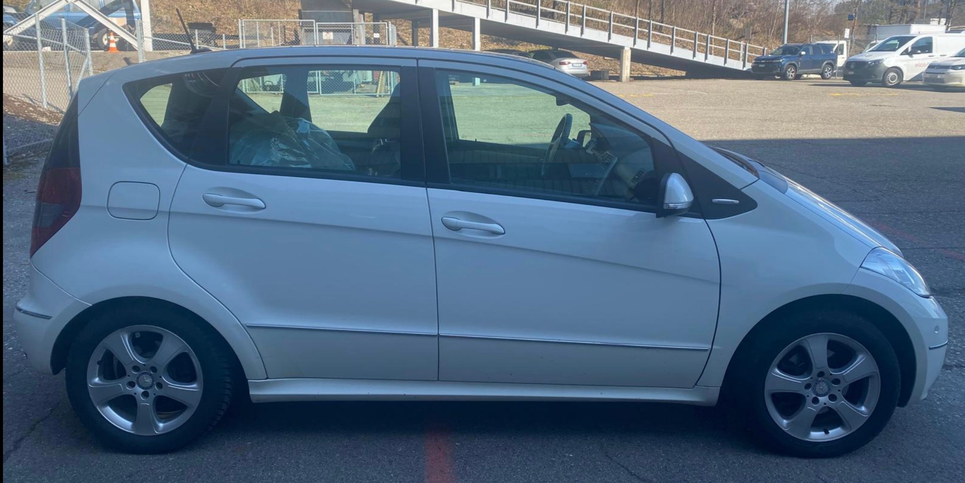 MERCEDES-BENZ A 180 CDI Elégance Autotronic-image-3