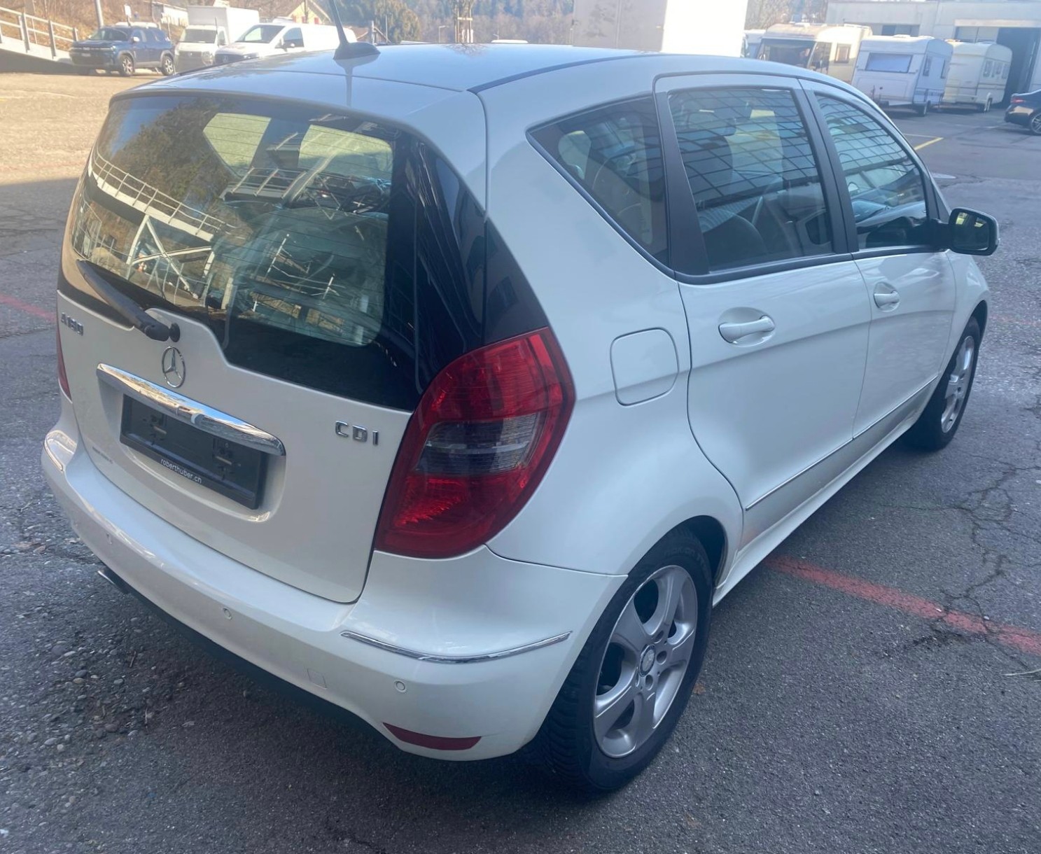 MERCEDES-BENZ A 180 CDI Elégance Autotronic-image-4