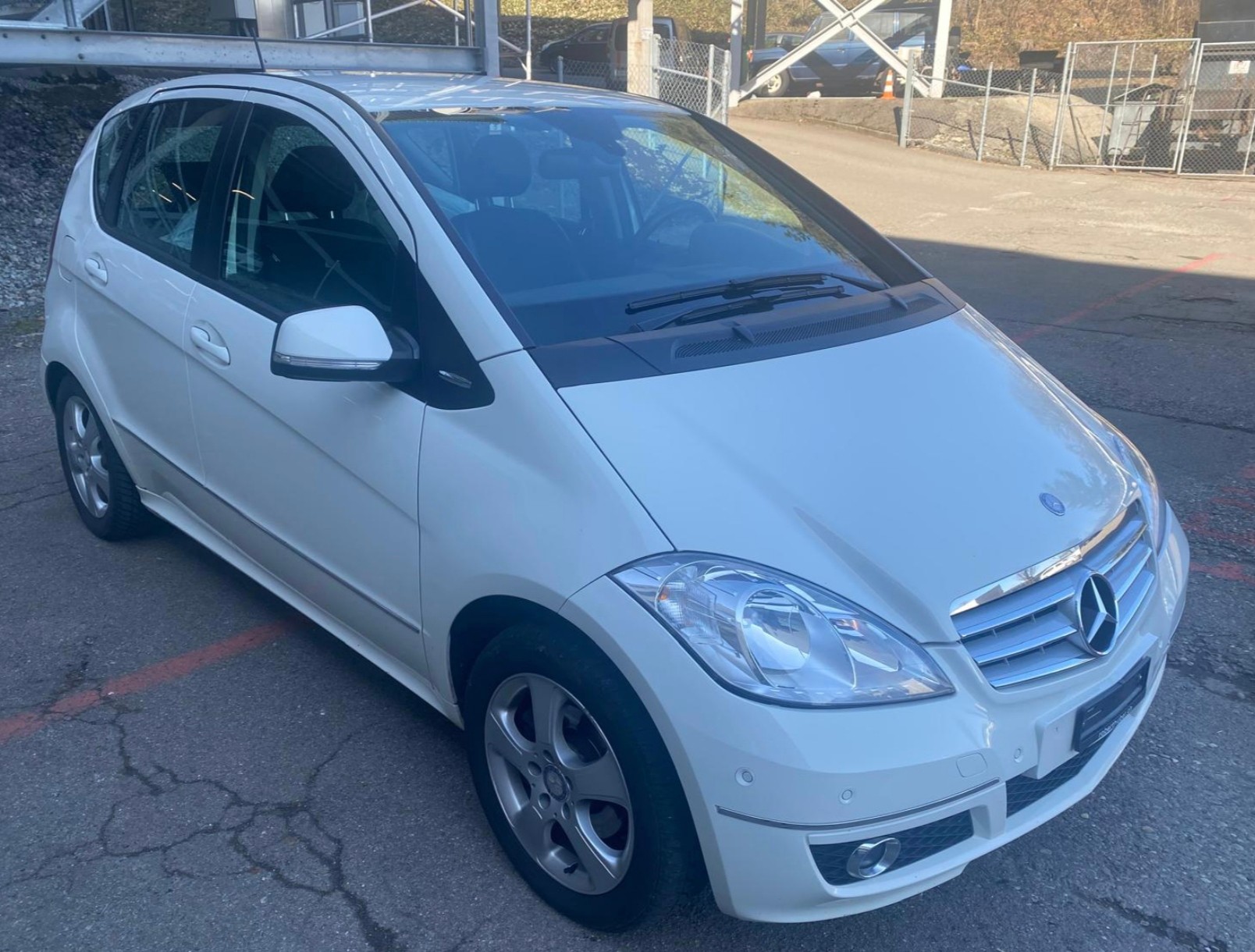 MERCEDES-BENZ A 180 CDI Elégance Autotronic-image-1
