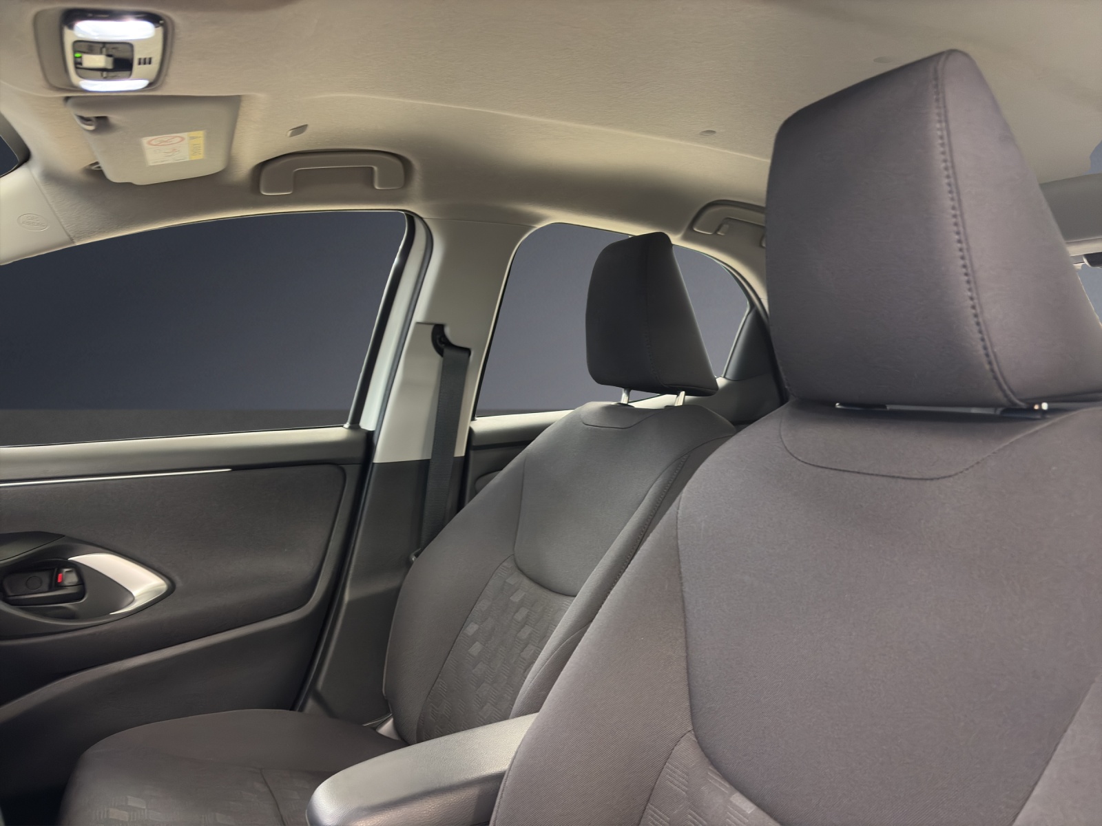 TOYOTA Yaris 1.5 Comfort e-CVT-image-7
