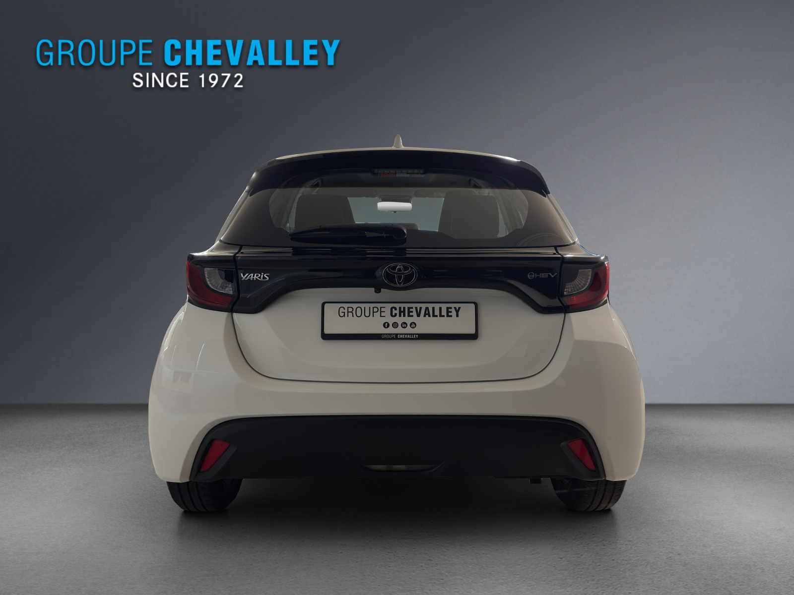 TOYOTA Yaris 1.5 Comfort e-CVT-image-4