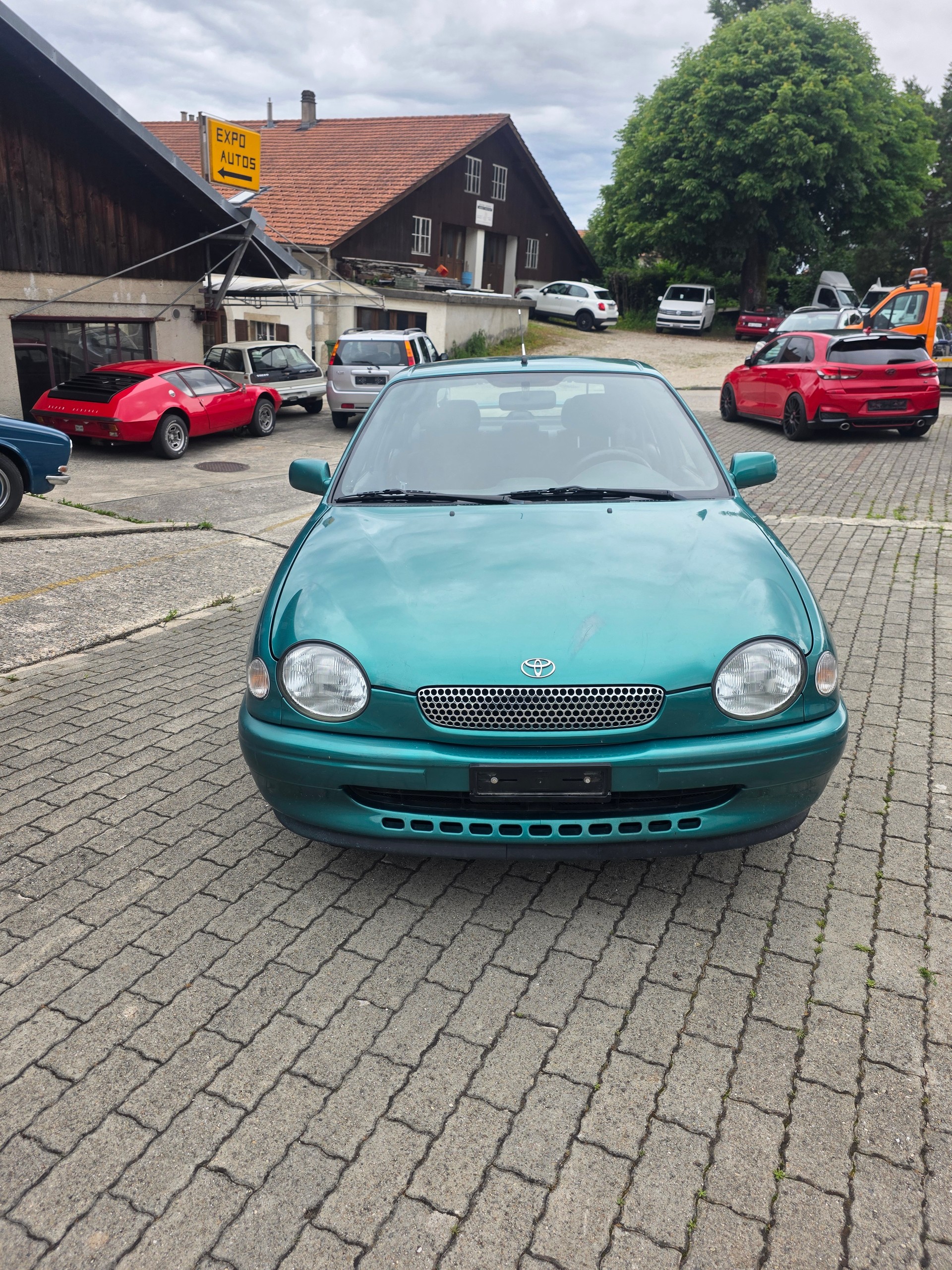 TOYOTA COROLLA