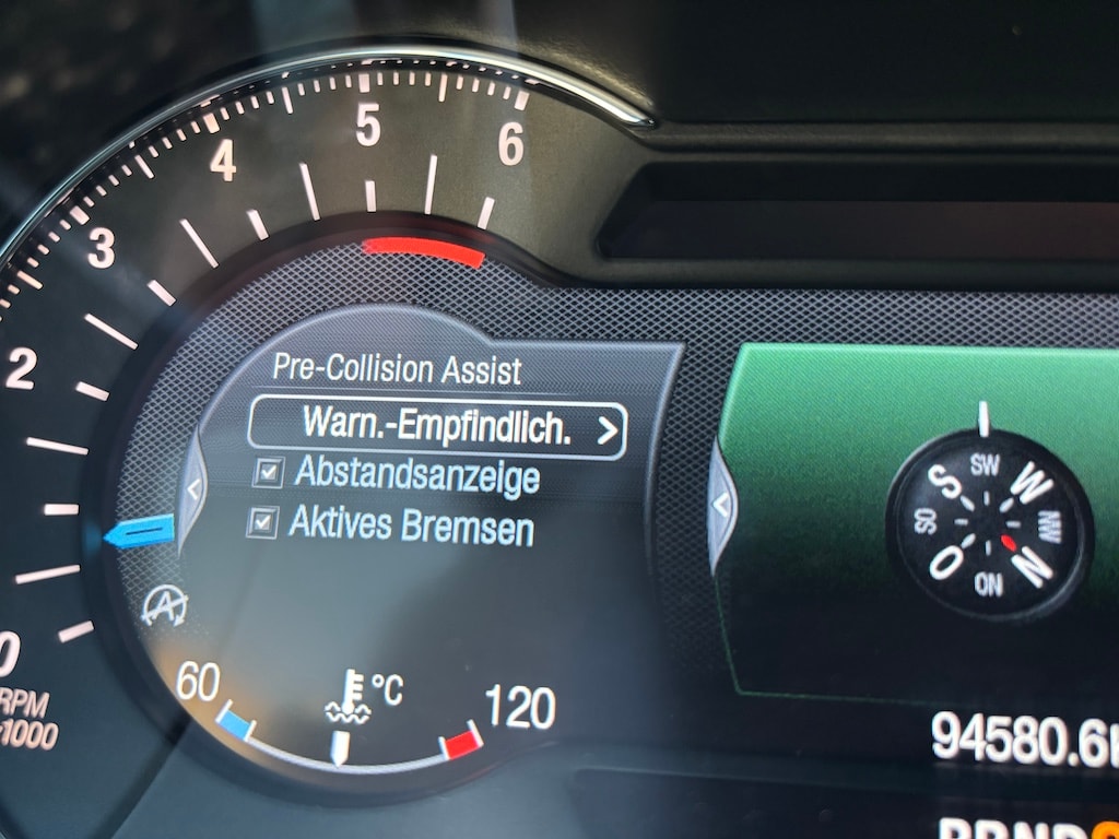 FORD S-Max 2.0 TDCi Titanium PowerShift-image-12
