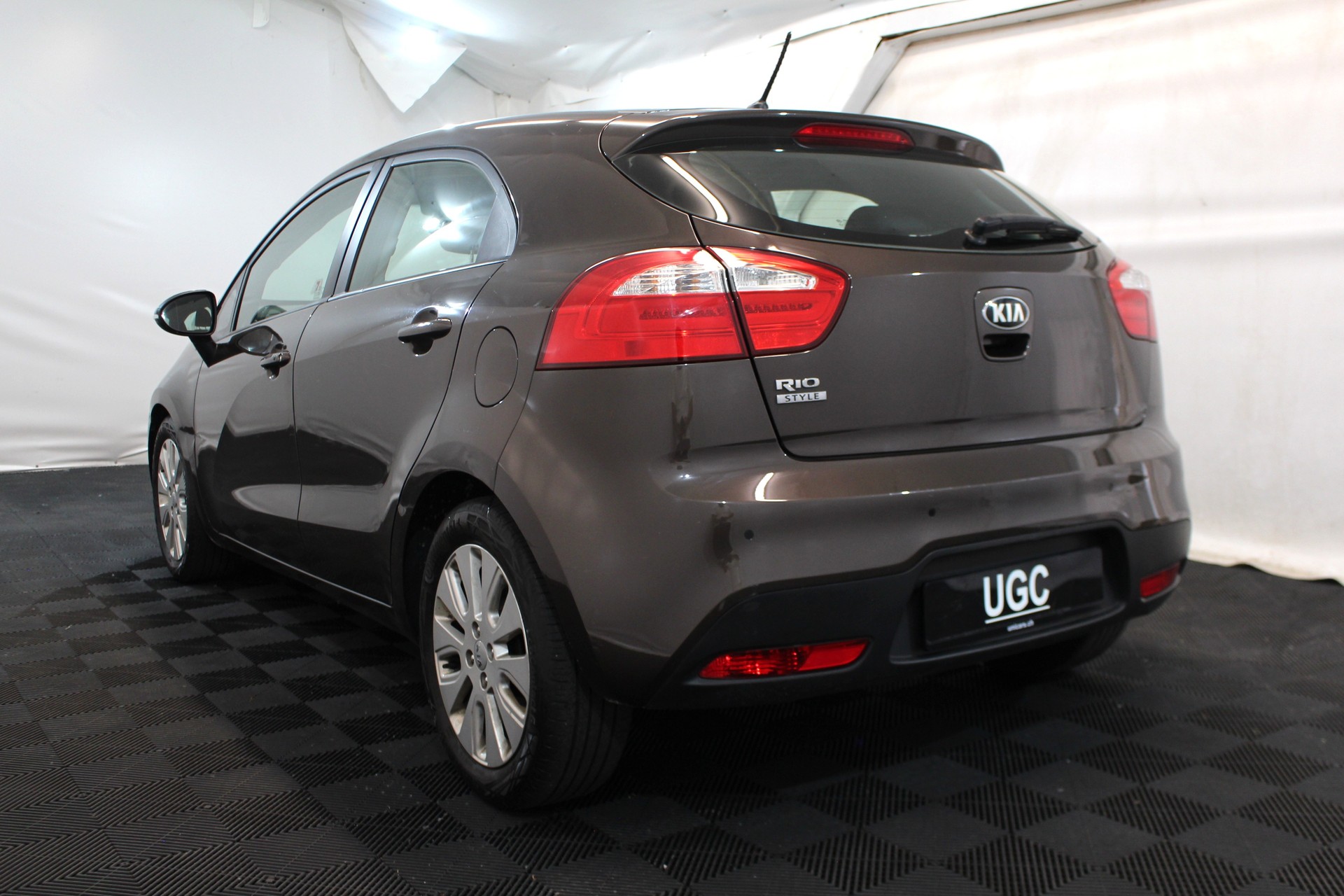 KIA Rio 1.4 CVVT Style-showroom-element-3