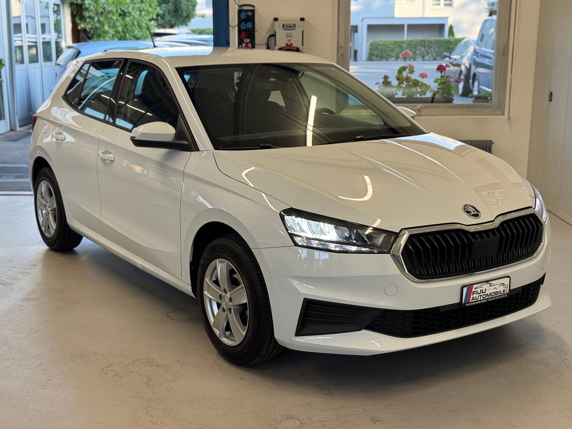 SKODA Fabia 1.0 MPI Active-image-2