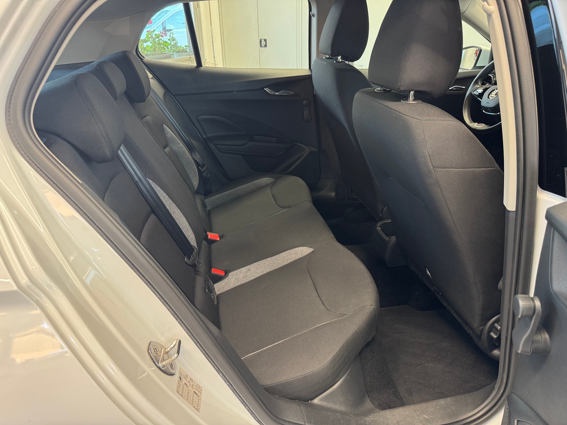 SKODA Fabia 1.0 MPI Active-image-10