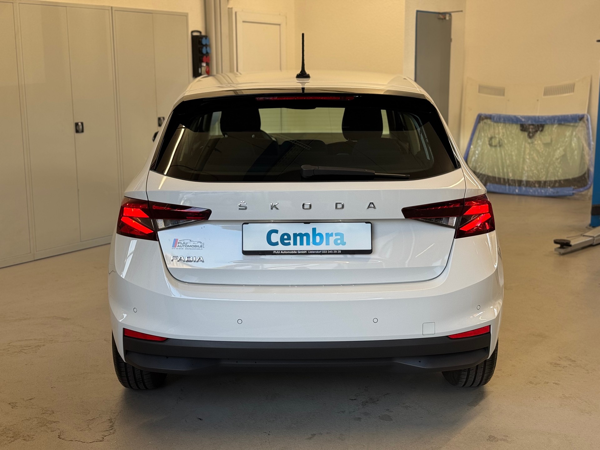 SKODA Fabia 1.0 MPI Active-image-4