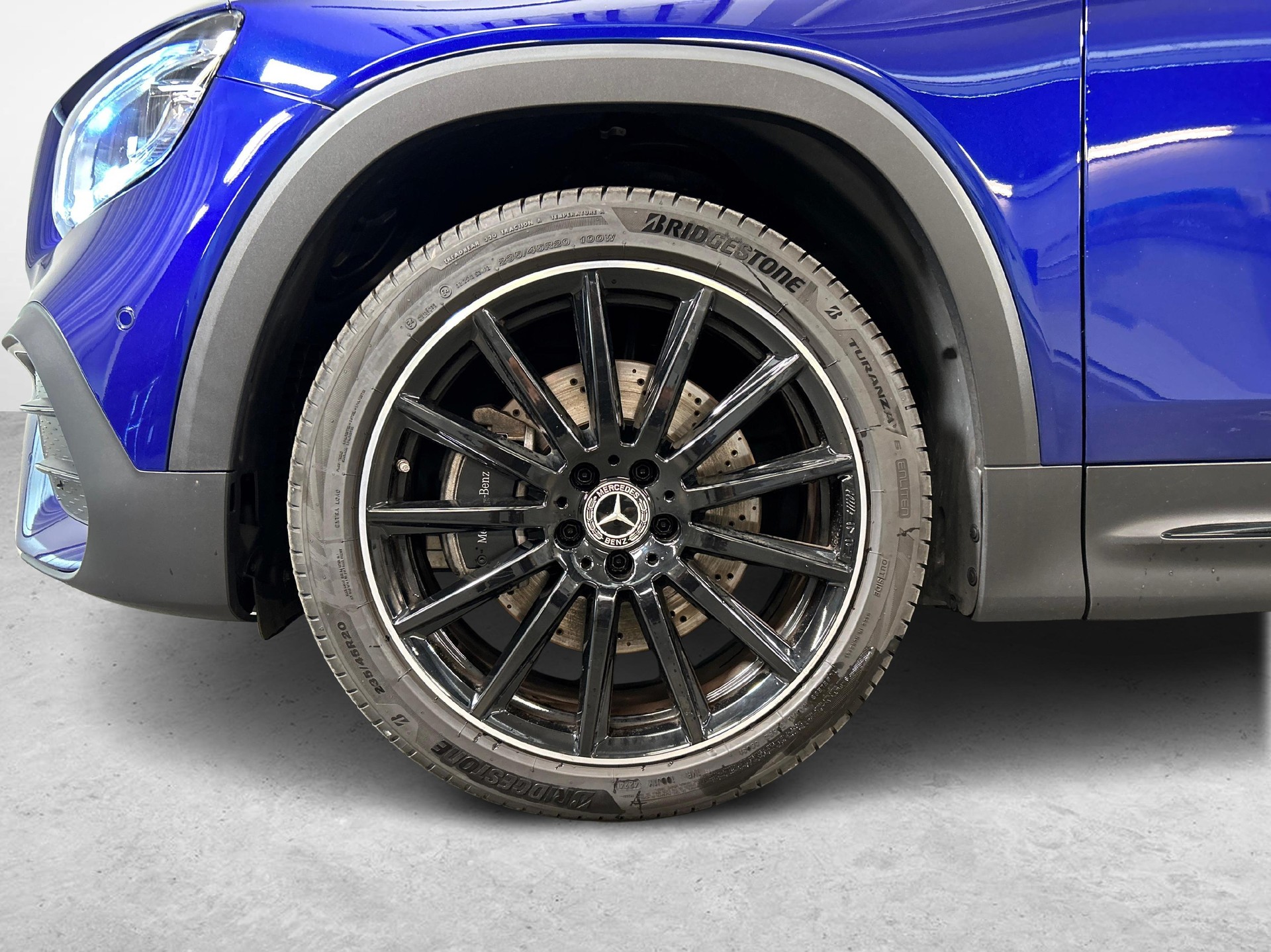MERCEDES-BENZ GLB 250 AMG Line 4matic-image-11