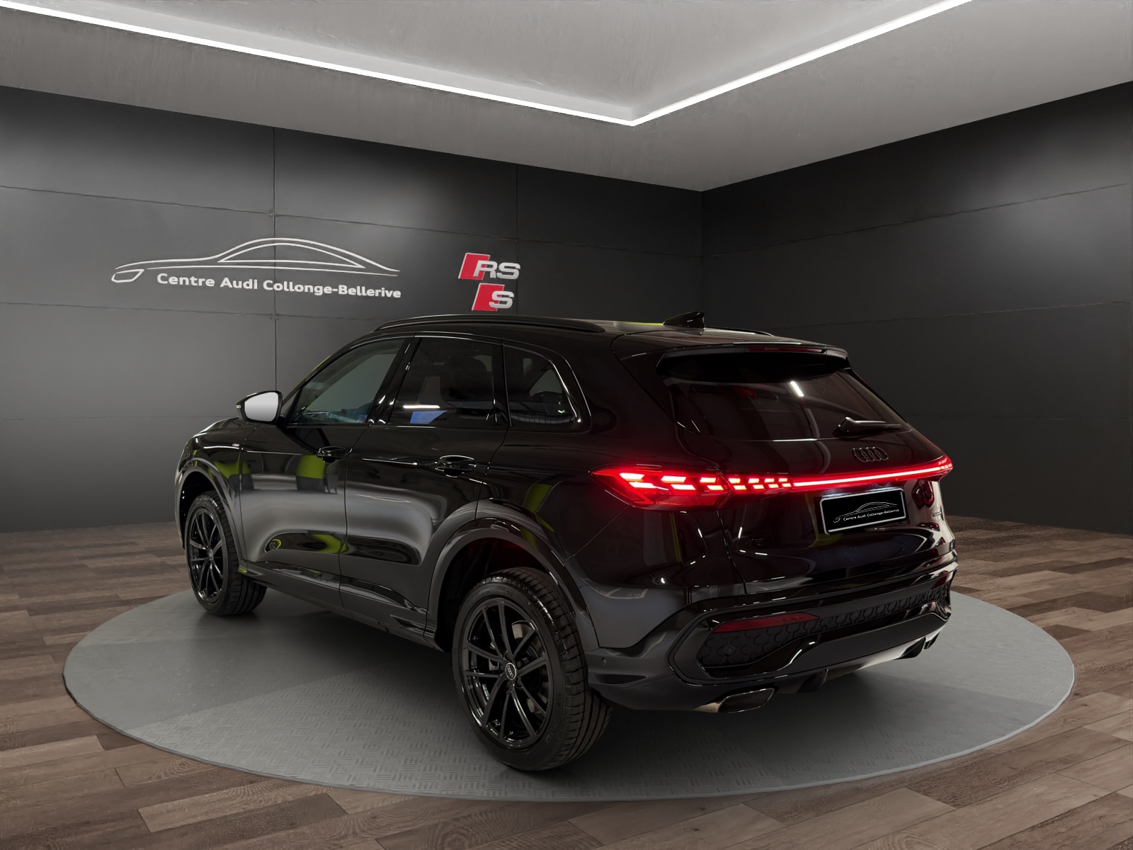 AUDI Q5 TFSI quatto 150 kW S-tronic-image-20