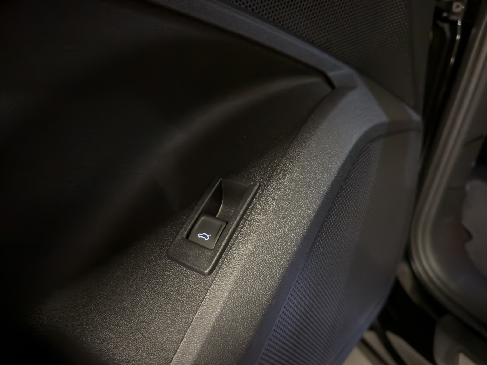 AUDI Q5 TFSI quatto 150 kW S-tronic-image-4