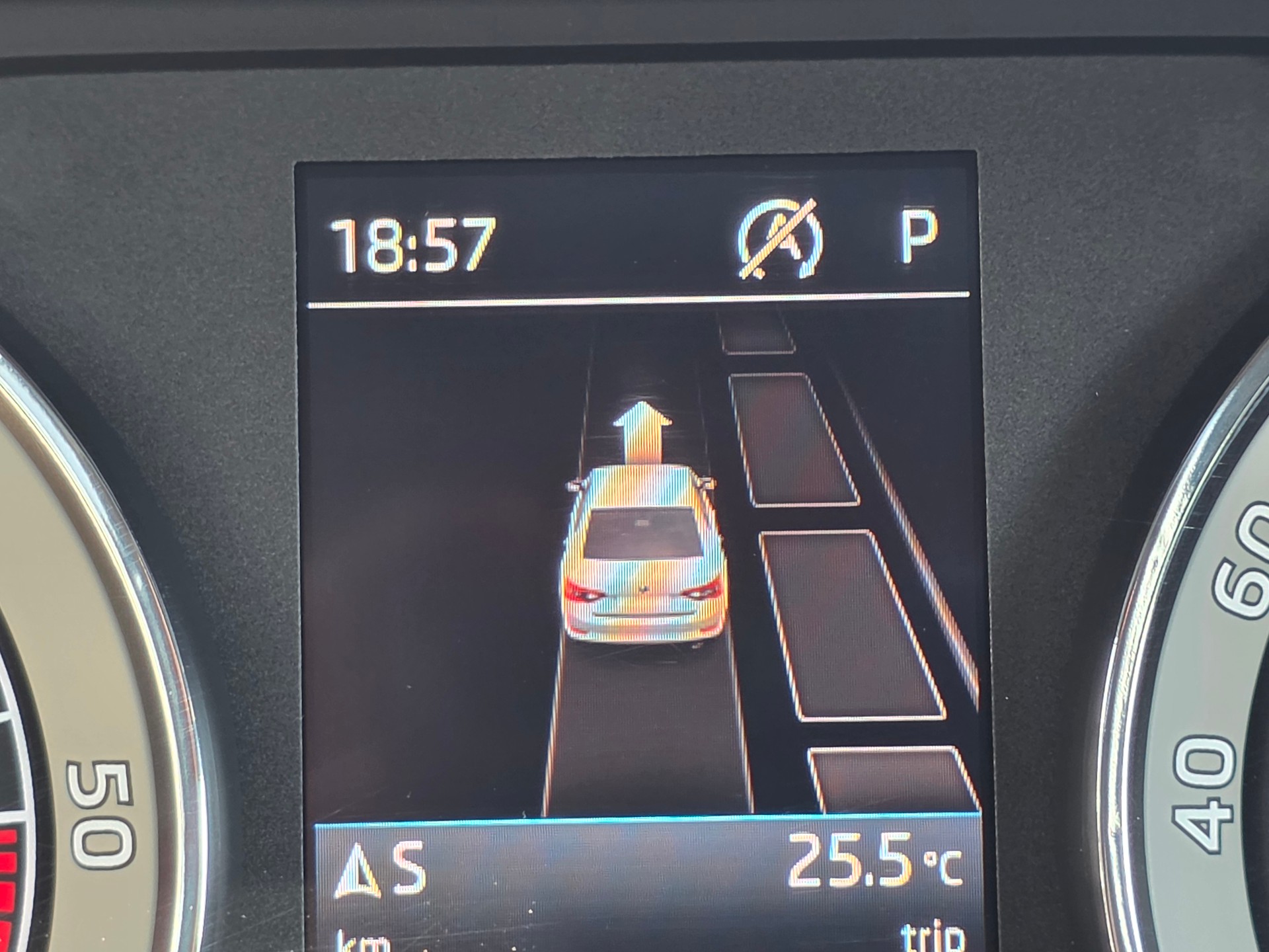 SKODA Superb 2.0 TDi SportLine+ 4x4 DSG ** VOLLAUSSTATTUNG -EL.AHK -APPLE CARPLAY -CANTON SOUND -ASSISTENZ PAKET -KEYLESS -PARK ASSIS.-image-20