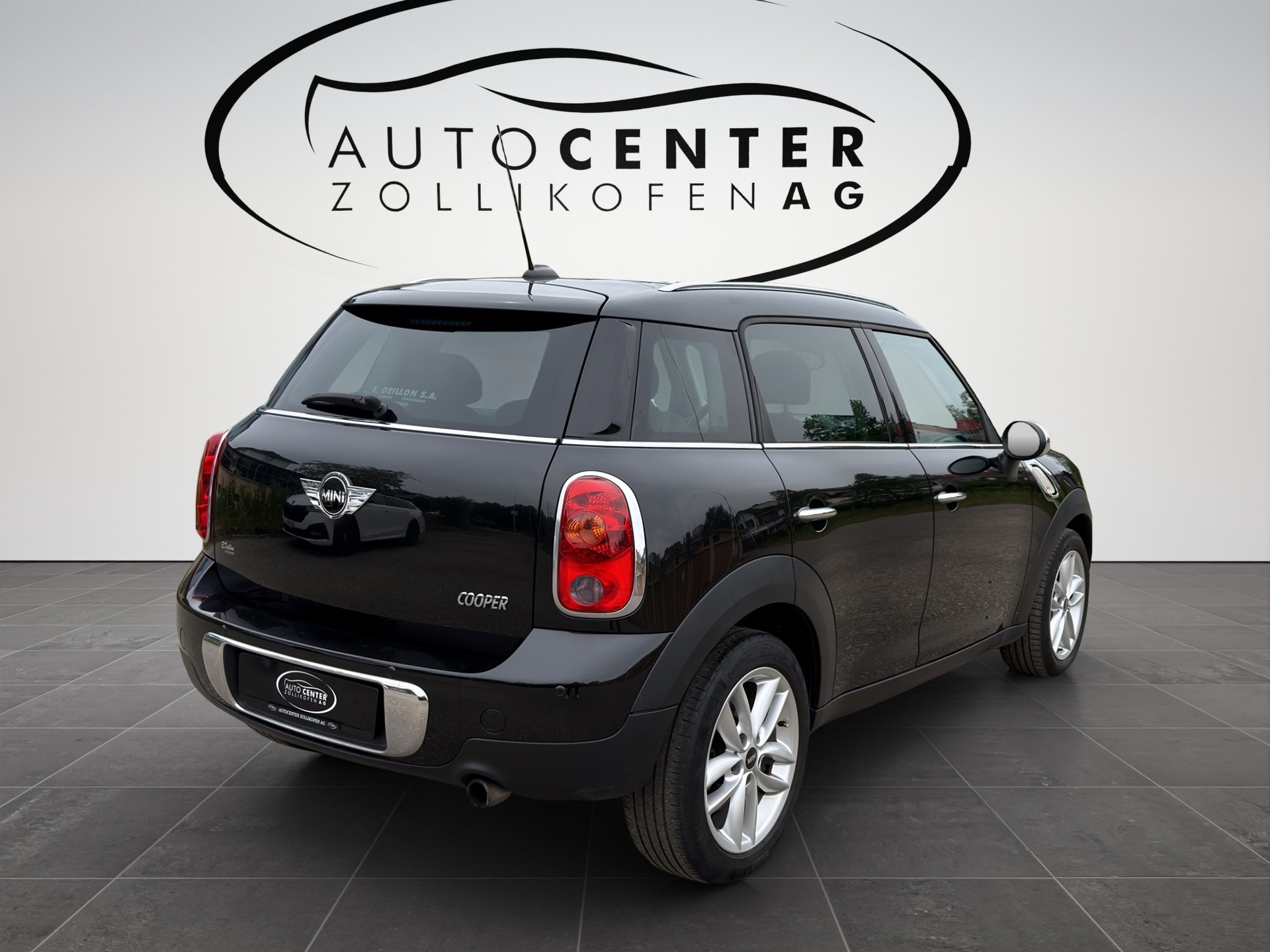 MINI Countryman Cooper FWD Steptronic-image-7