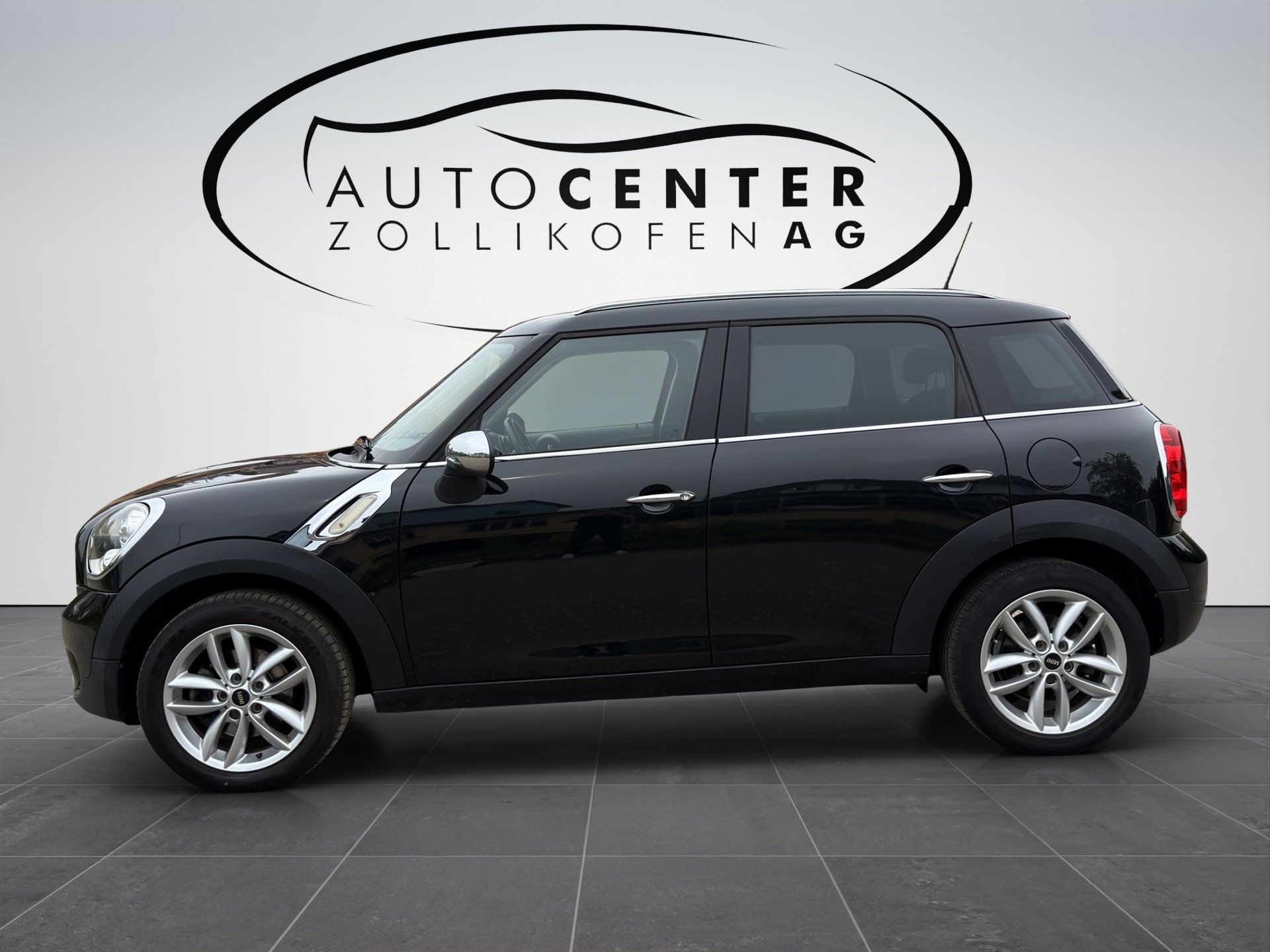 MINI Countryman Cooper FWD Steptronic-showroom-element-3