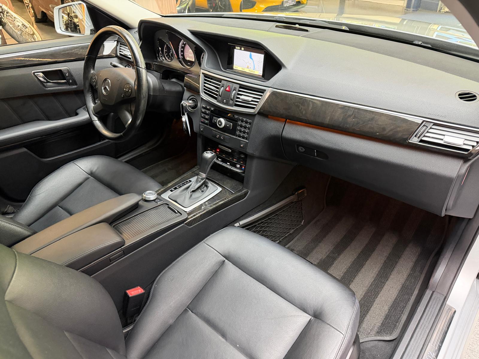 MERCEDES-BENZ E 250 CDI BlueEF-image-14