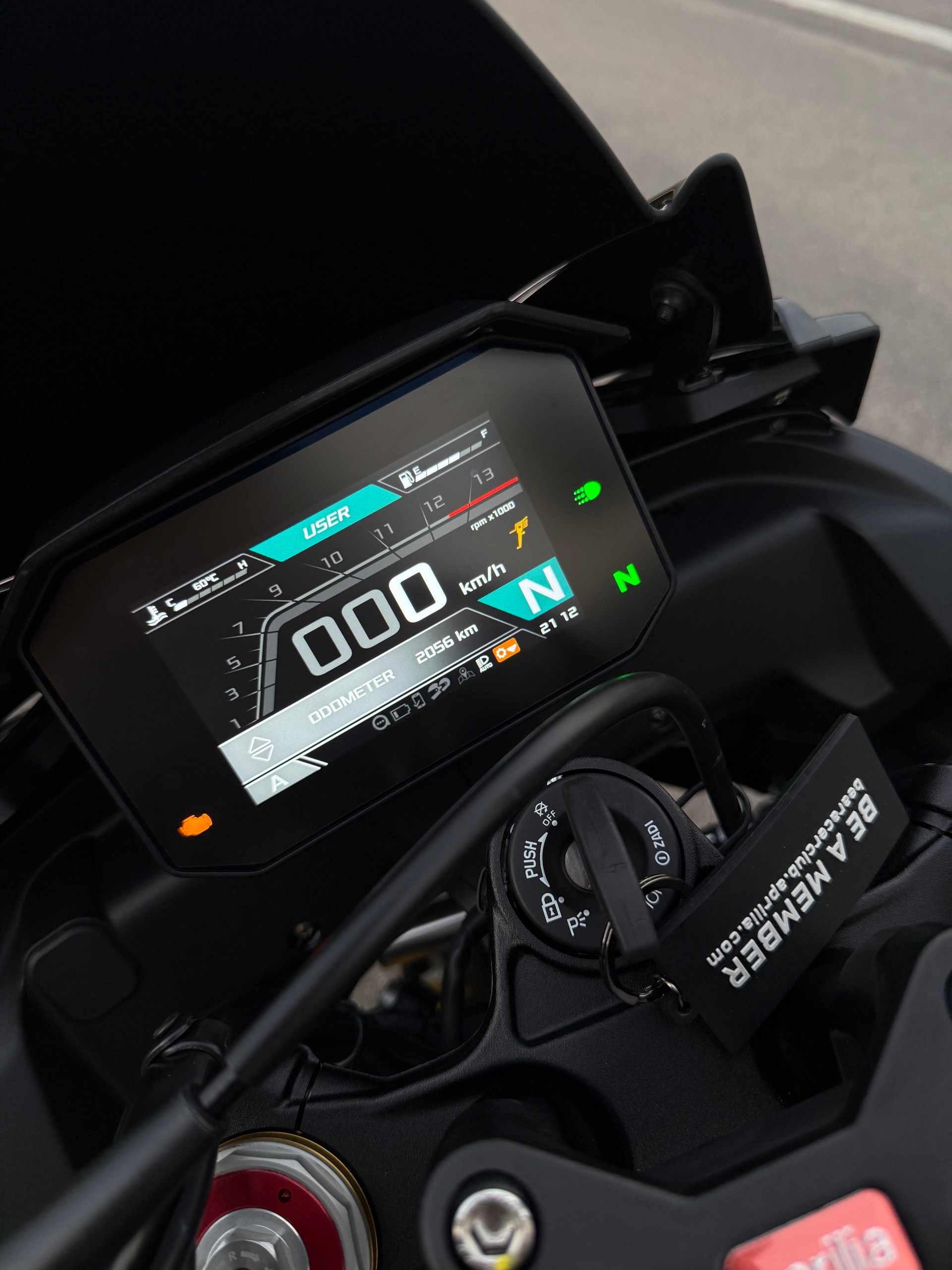 APRILIA Tuono V4 1100-image-5