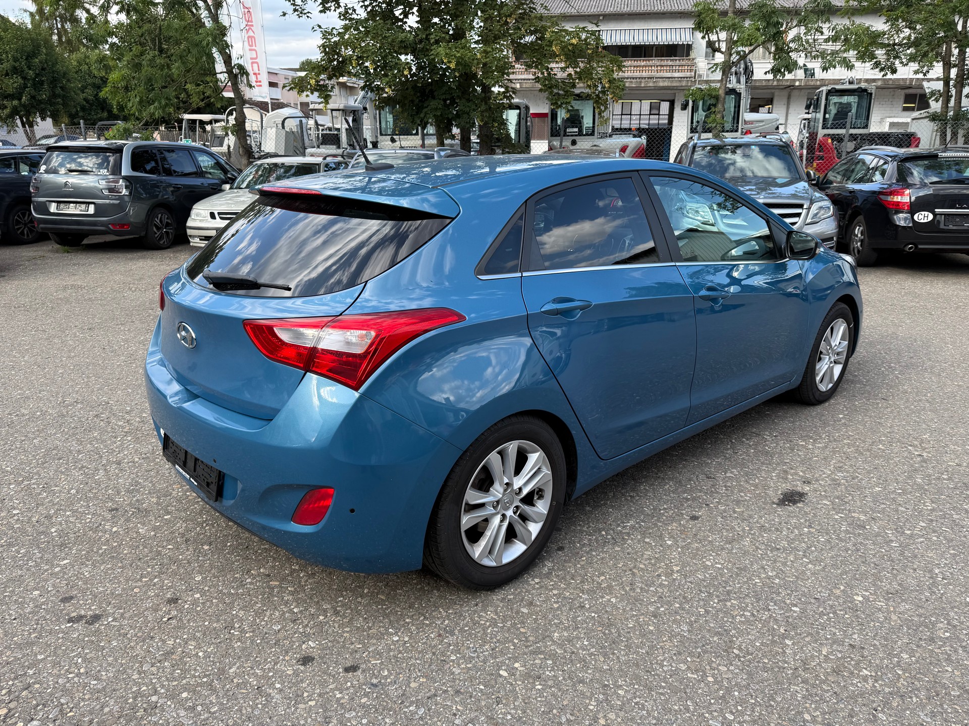 HYUNDAI i30 1.6 GDI Premium Automatic-showroom-element-2