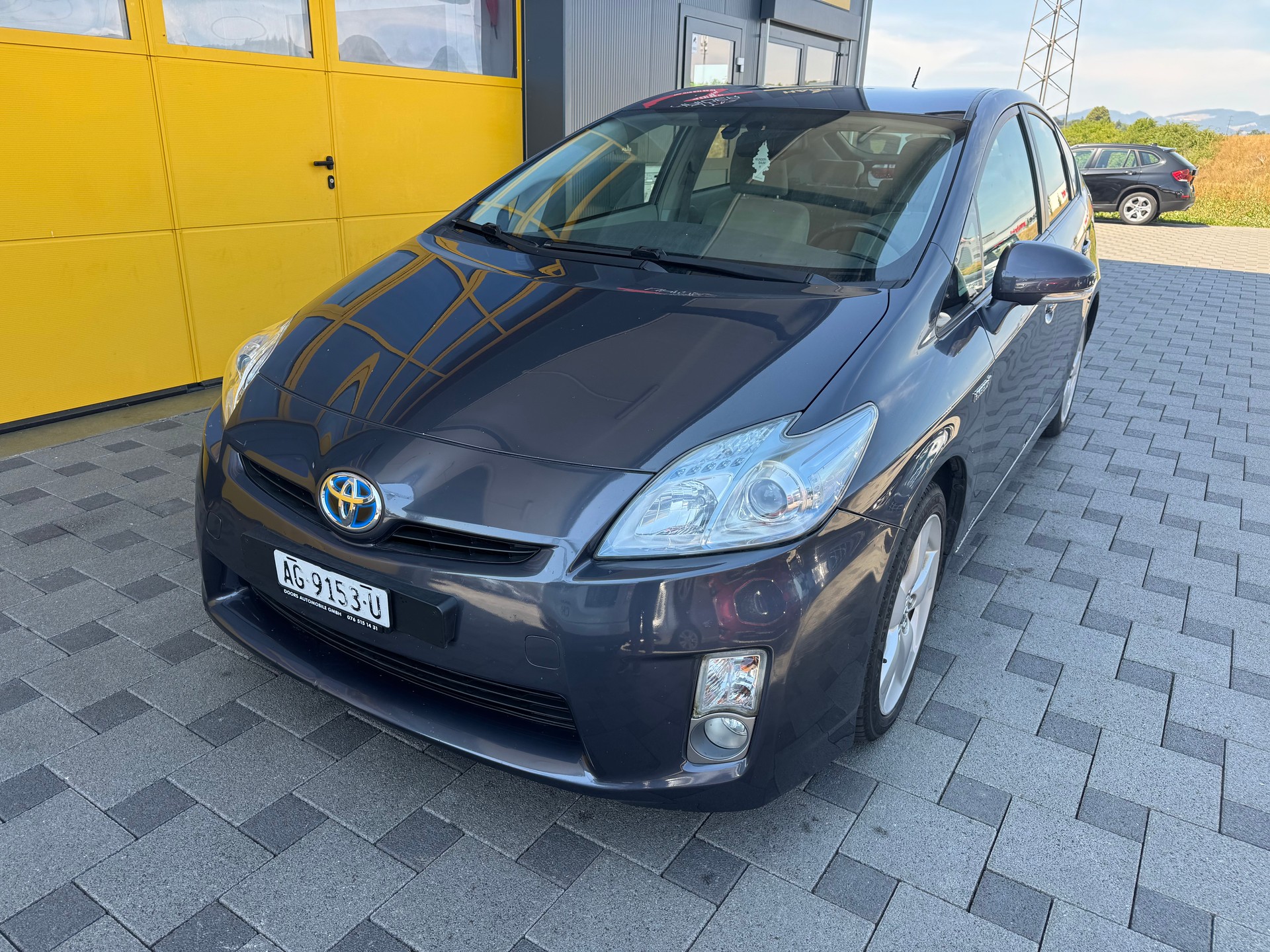 TOYOTA Prius 1.8 16V HSD Luna