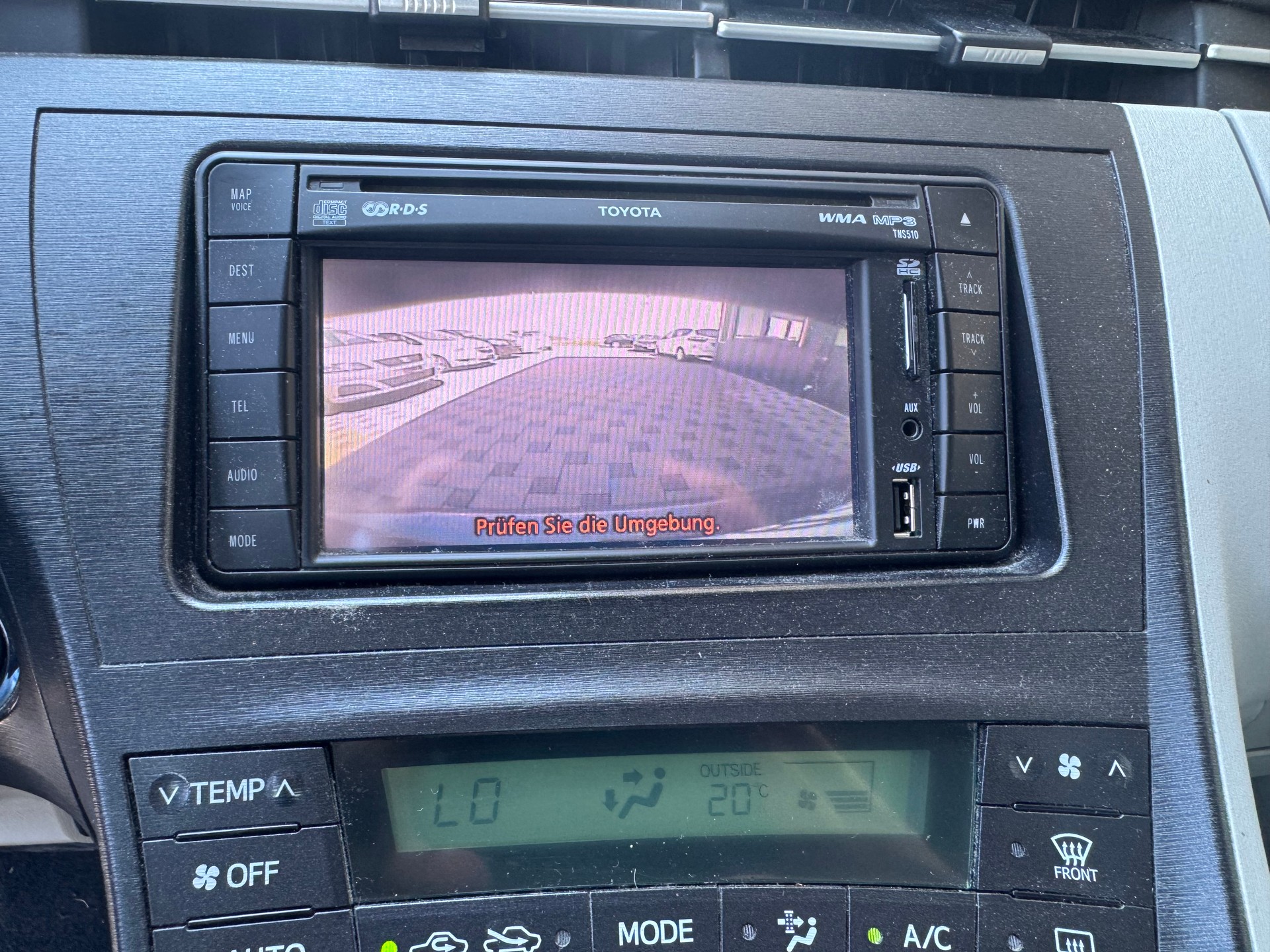 TOYOTA Prius 1.8 16V HSD Luna-image-13