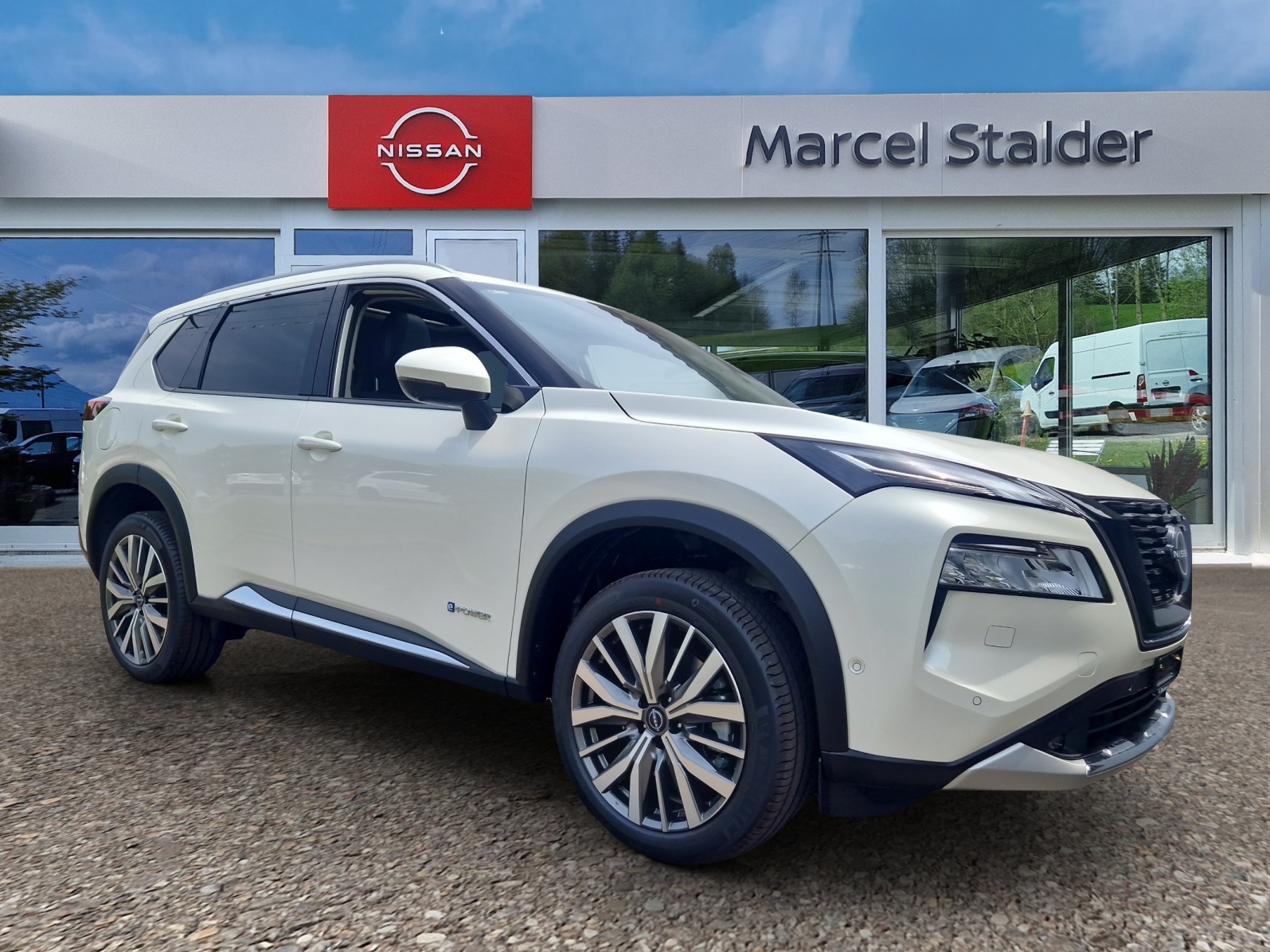 NISSAN X-Trail 1.5 VC-T e-Power 4WD 7 Sitze Tekna+-image-6