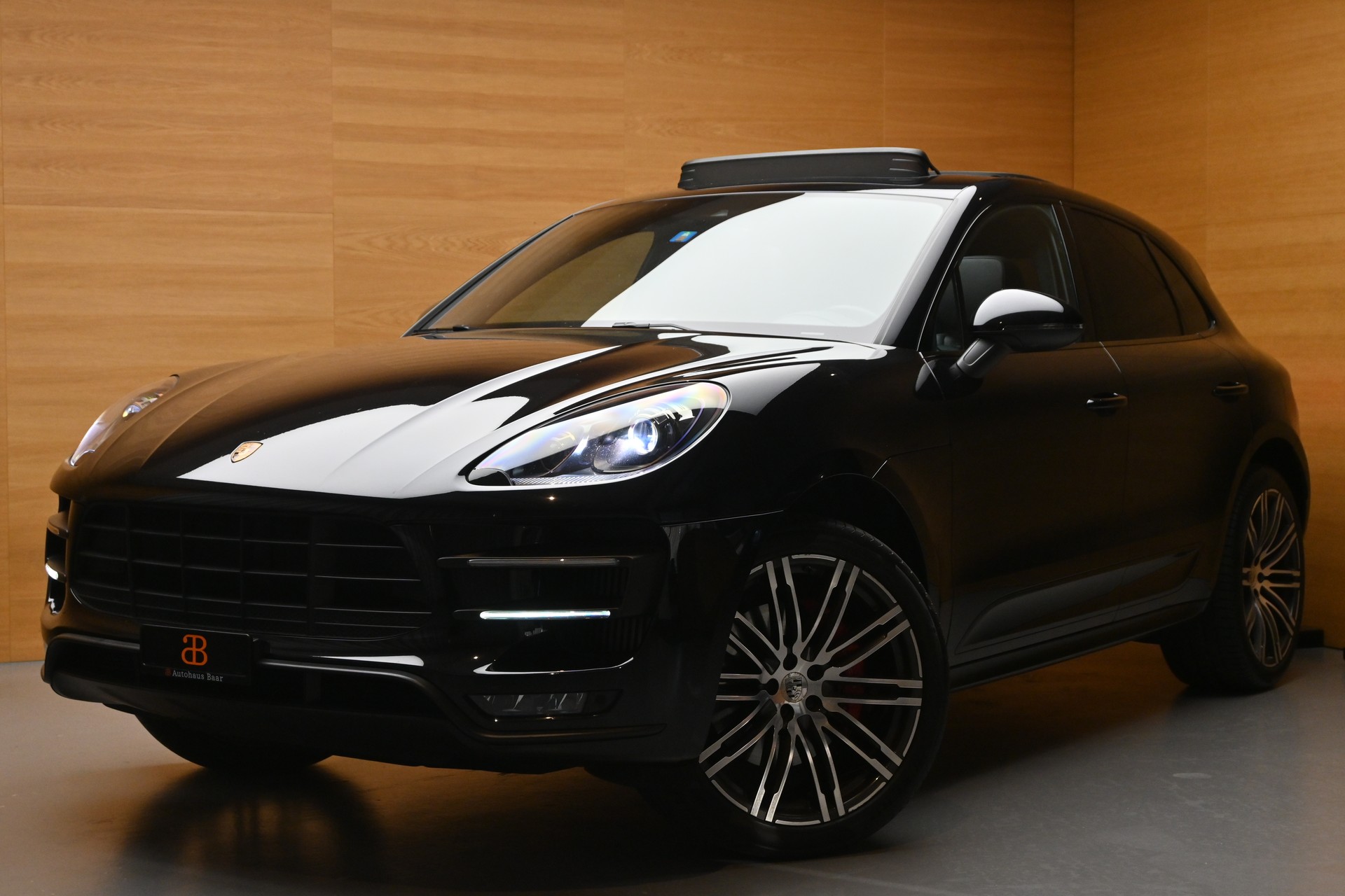 PORSCHE Macan 3.6 V6 Turbo