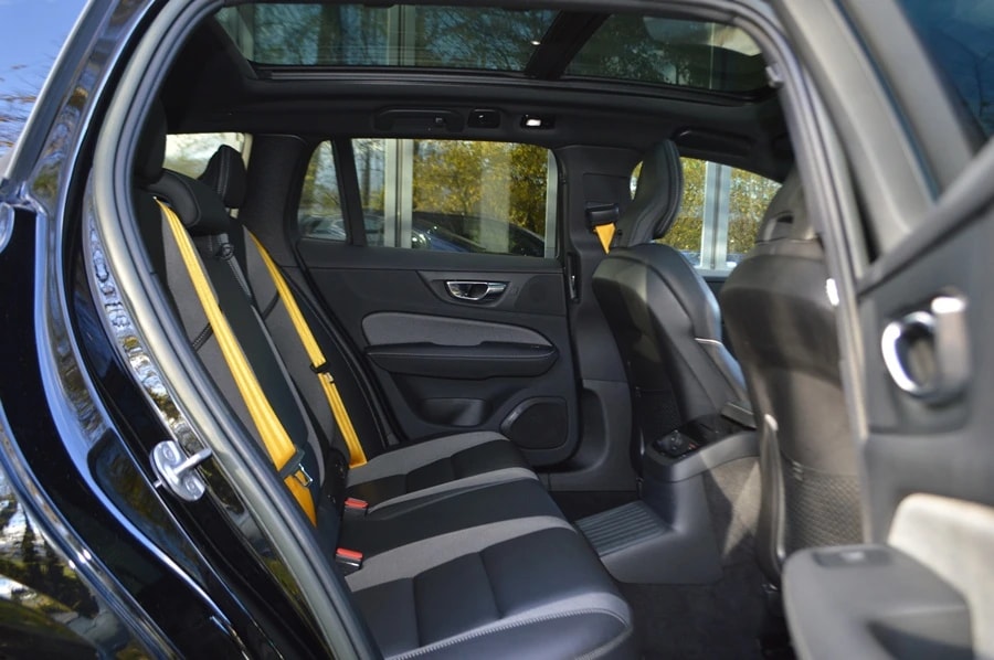 VOLVO V60 T8 eAWD Plug in Hybrid Polestar Geartronic I HEICO-image-8